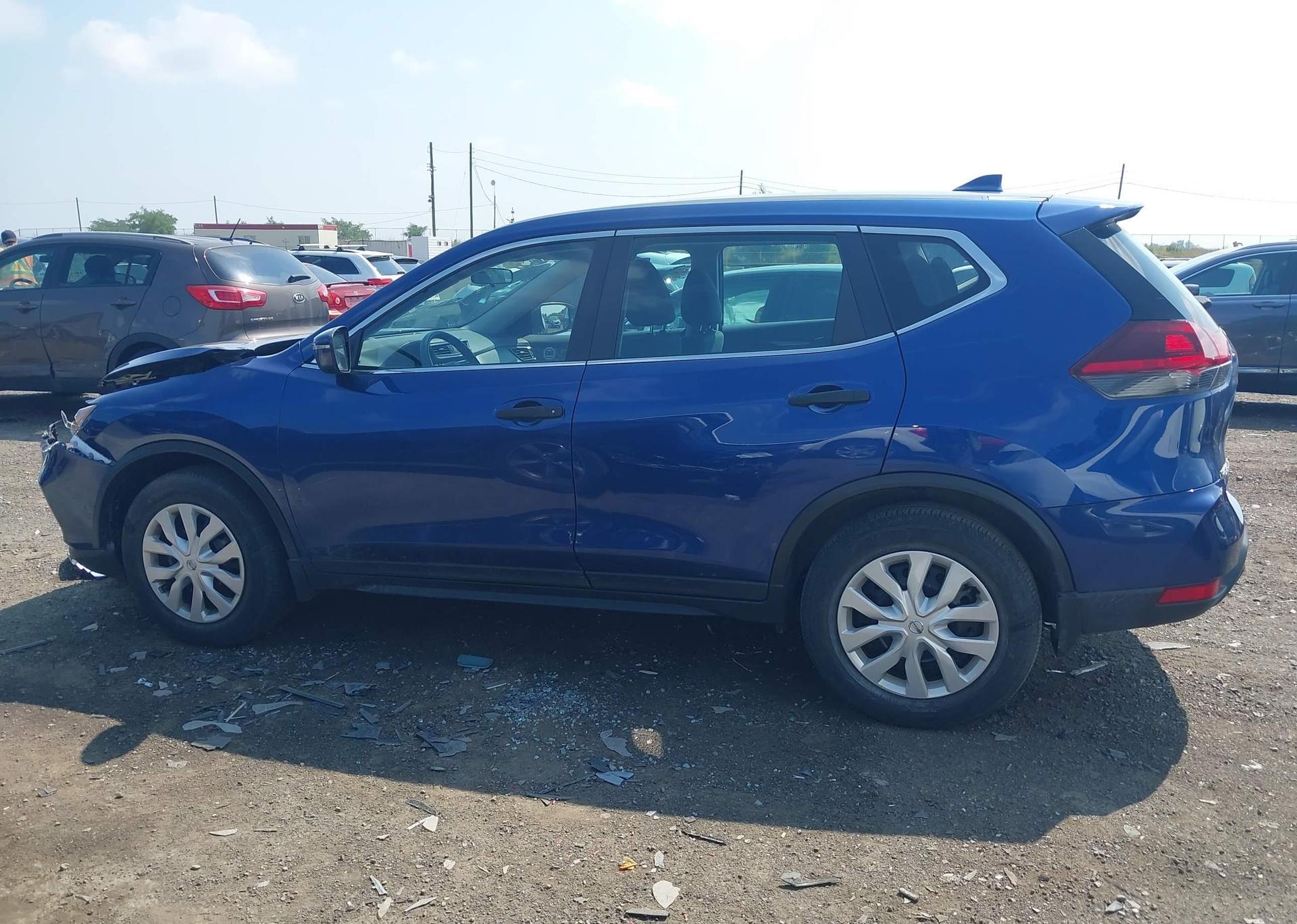 2019 NISSAN ROGUE S