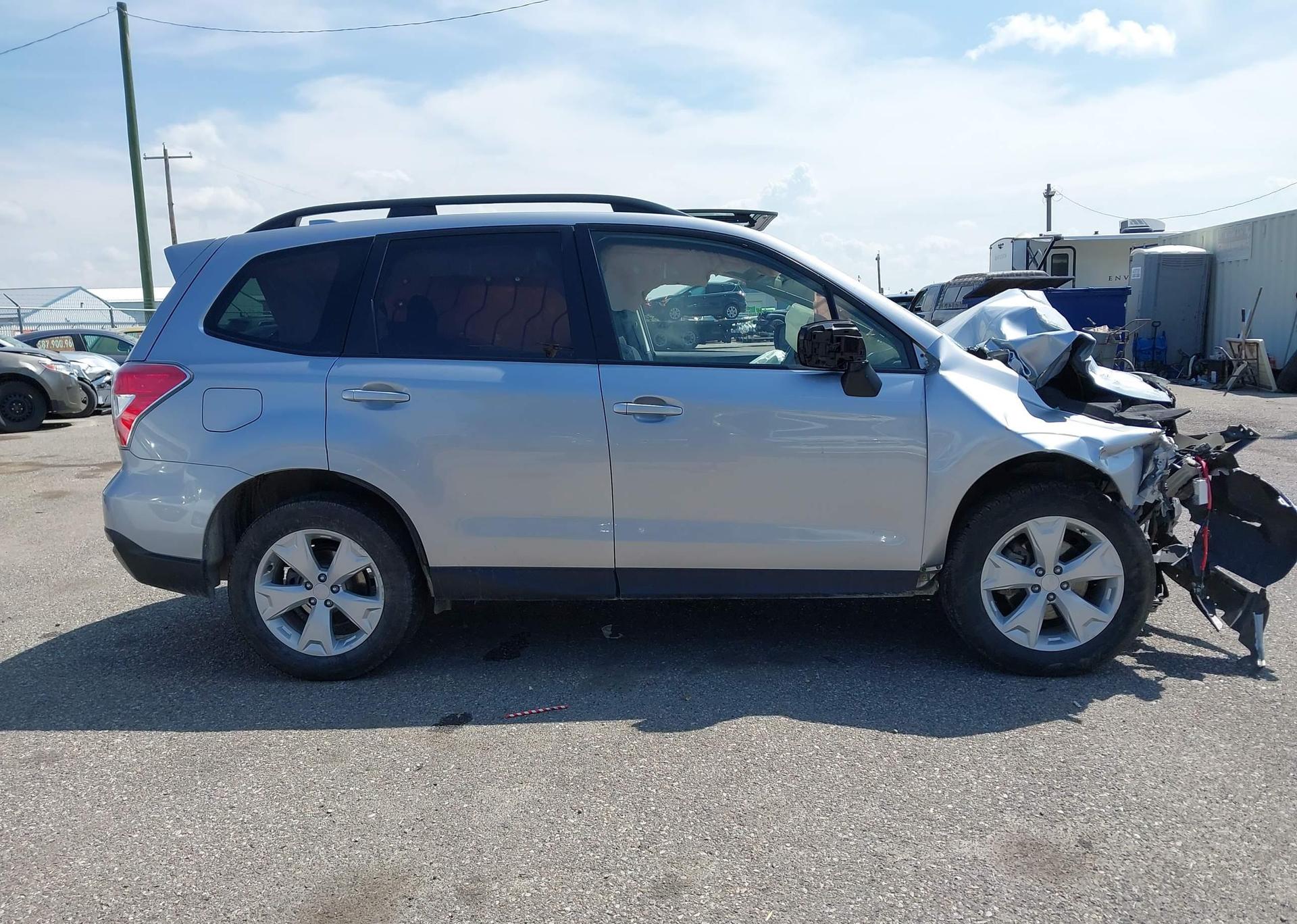 2016 SUBARU FORESTER 2.5I