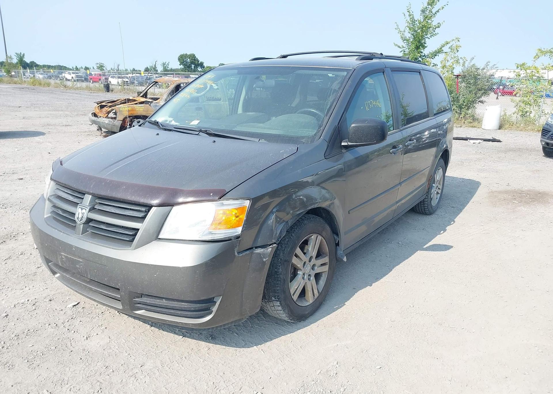 2010 DODGE GRAND CARAVAN SE