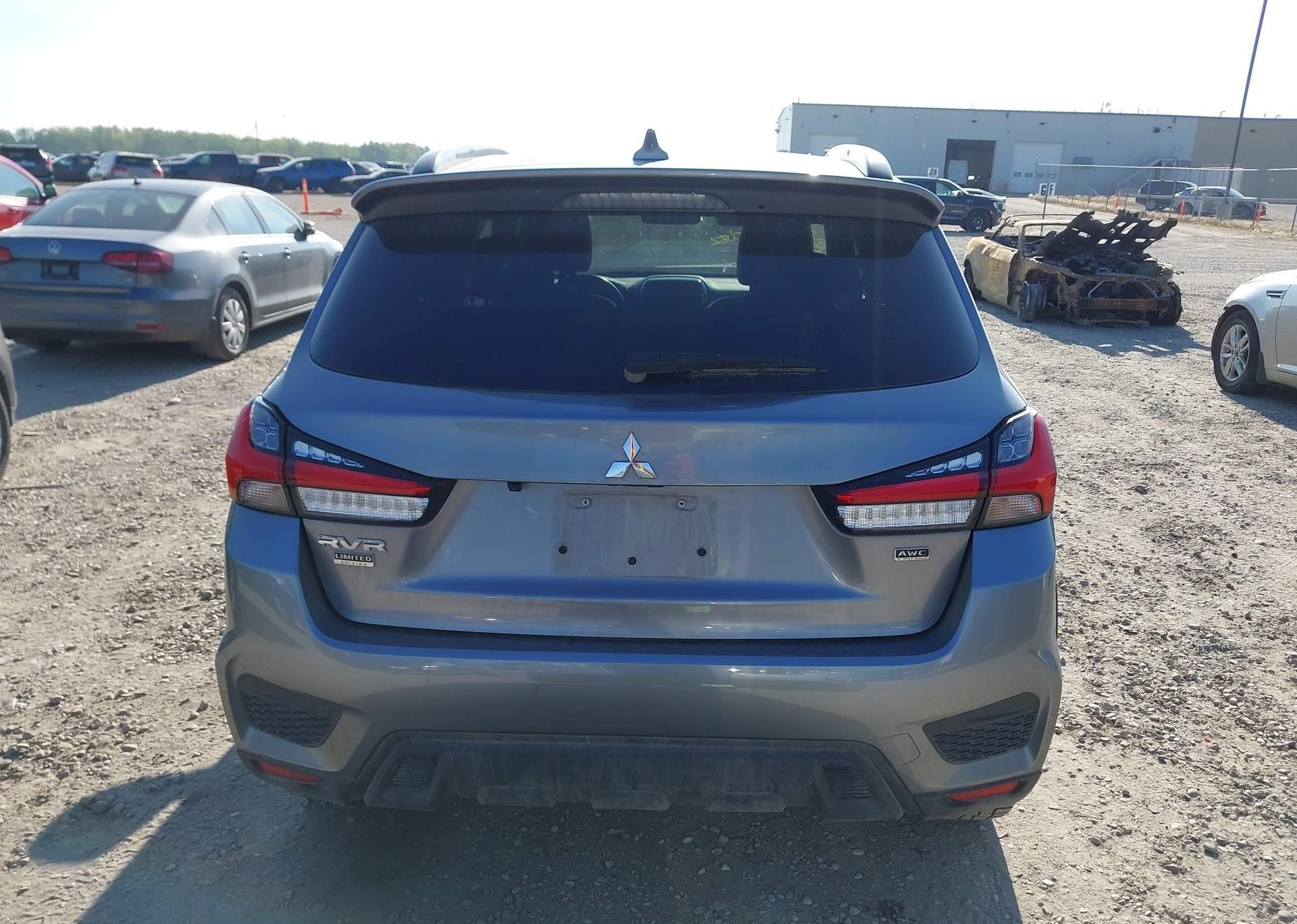 2023 MITSUBISHI RVR SE