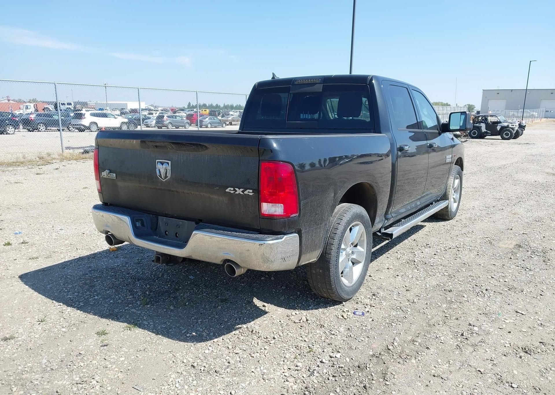 2018 RAM 1500 SLT