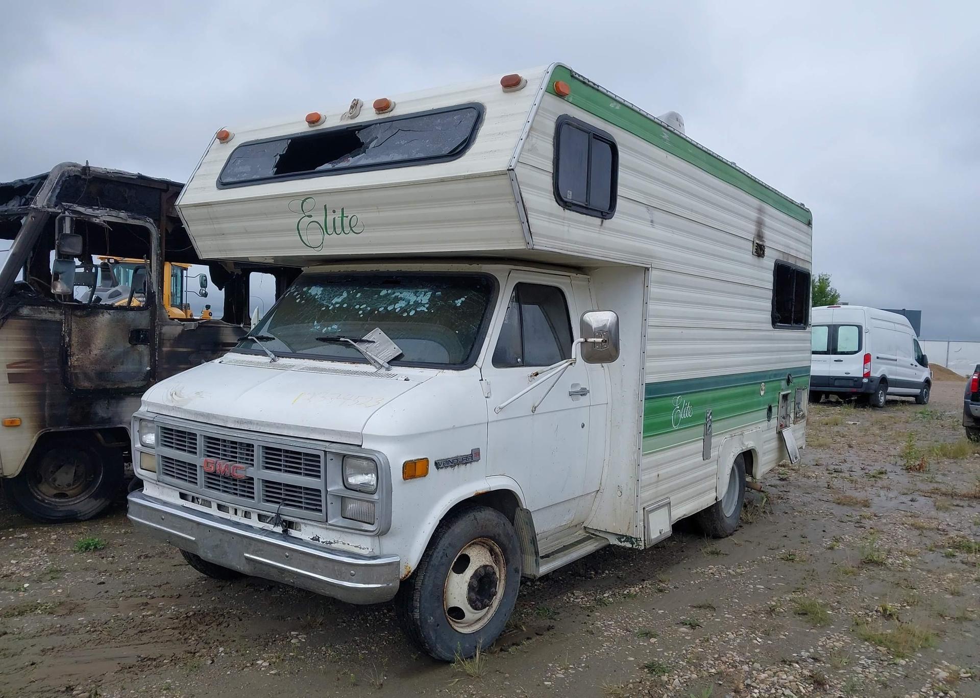 1984 GMC CUTAWAY VAN G3500