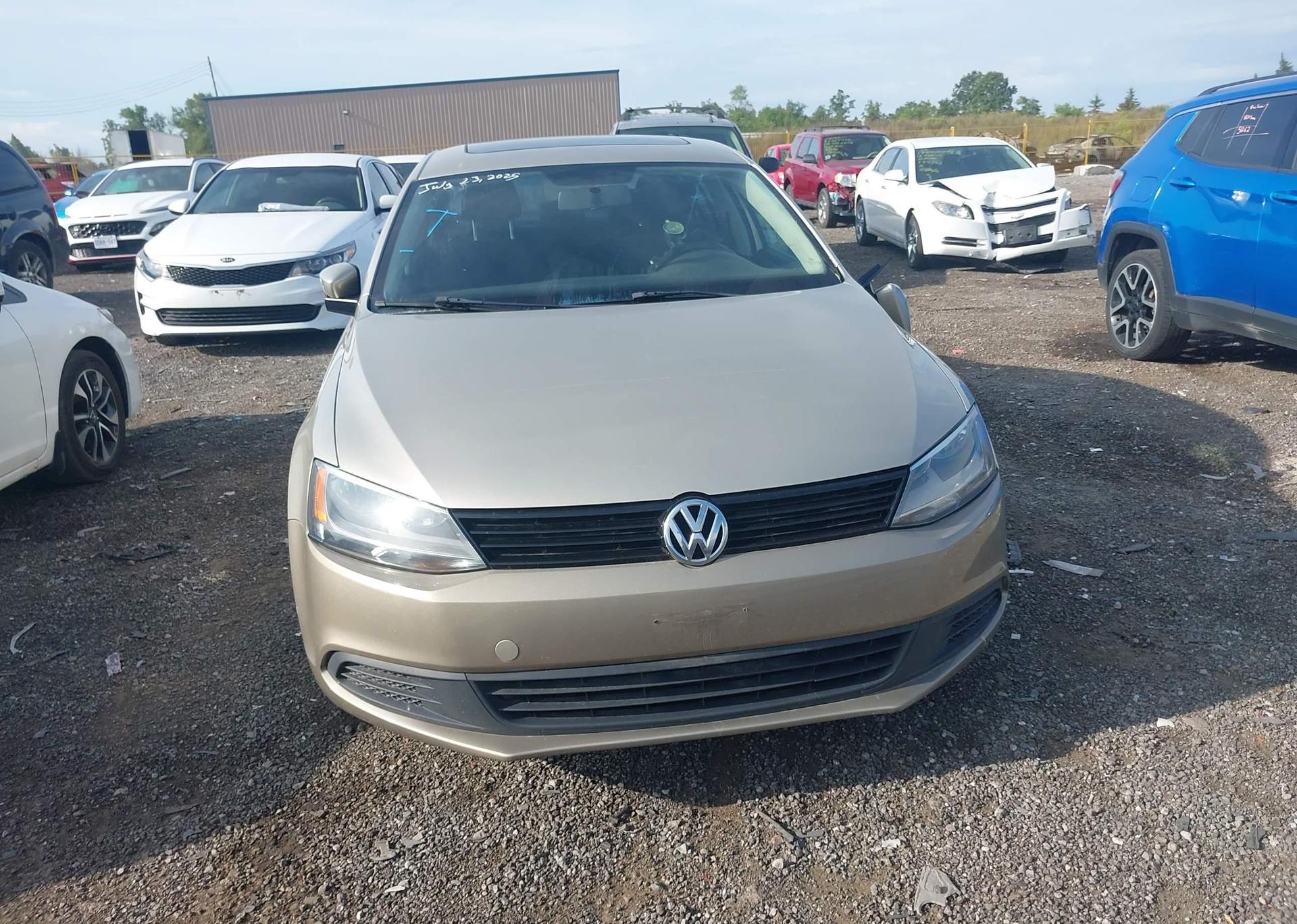 2013 VOLKSWAGEN JETTA 2.0L COMFORTLINE
