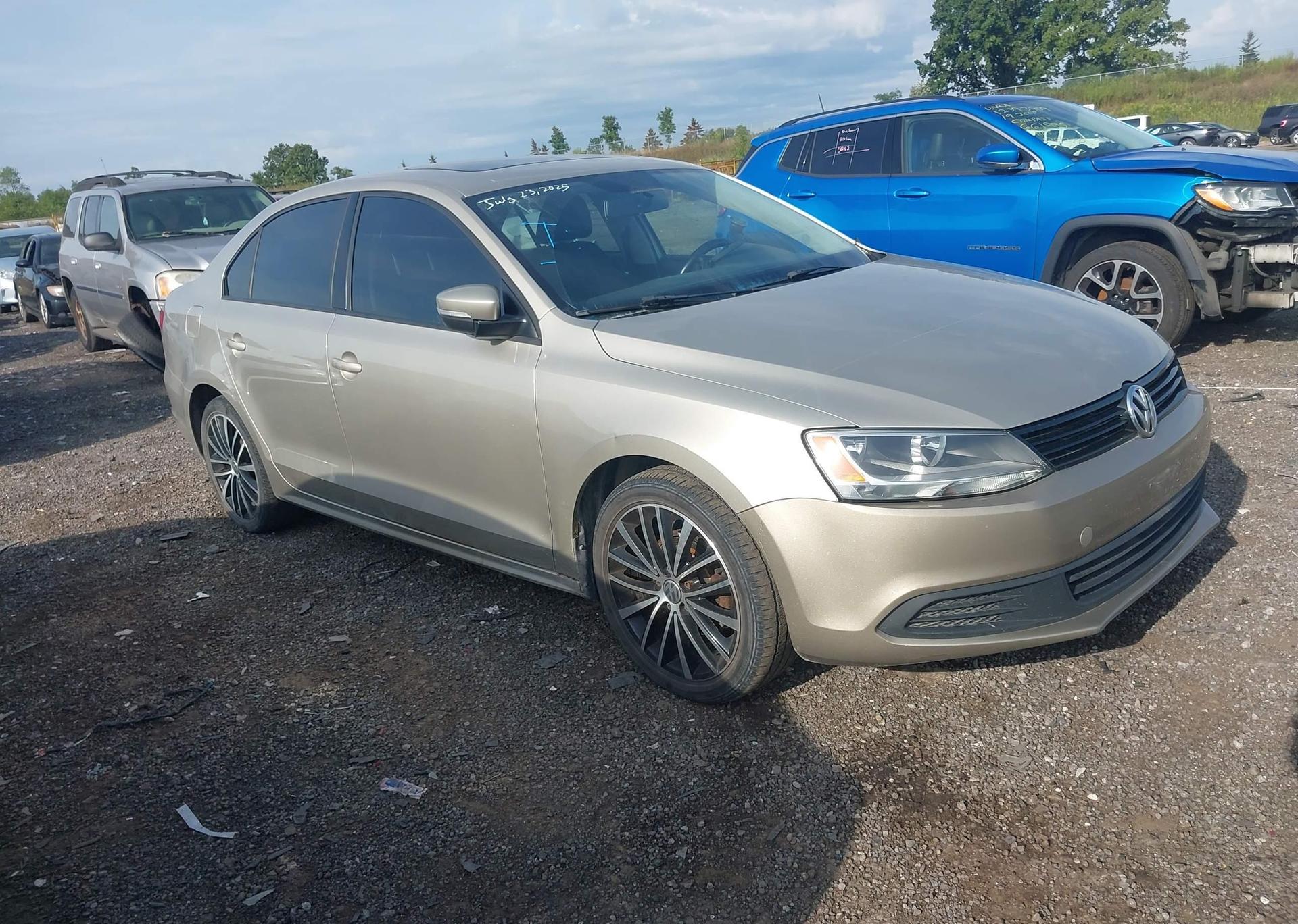 2013 VOLKSWAGEN JETTA 2.0L COMFORTLINE