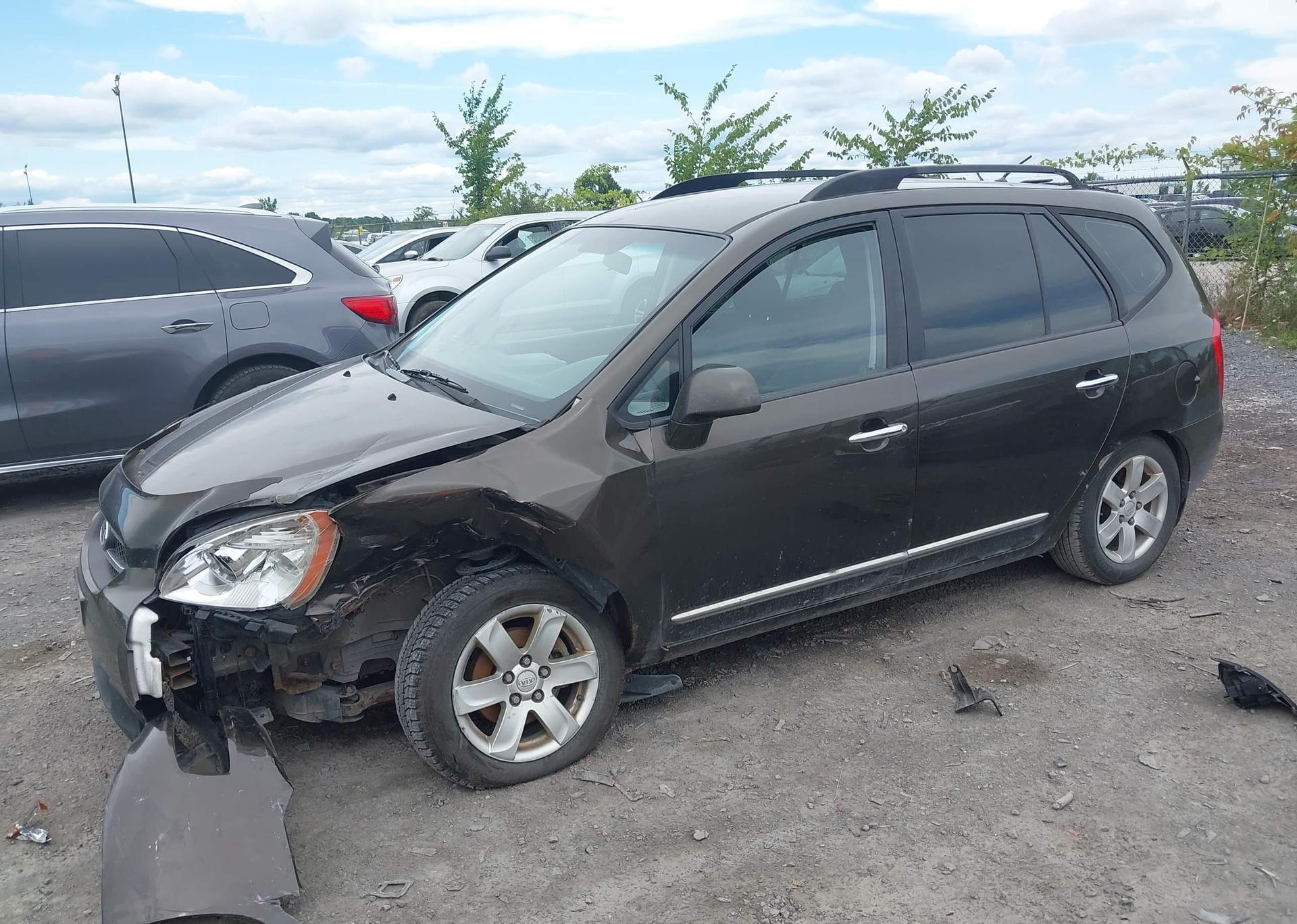 2009 KIA RONDO EX