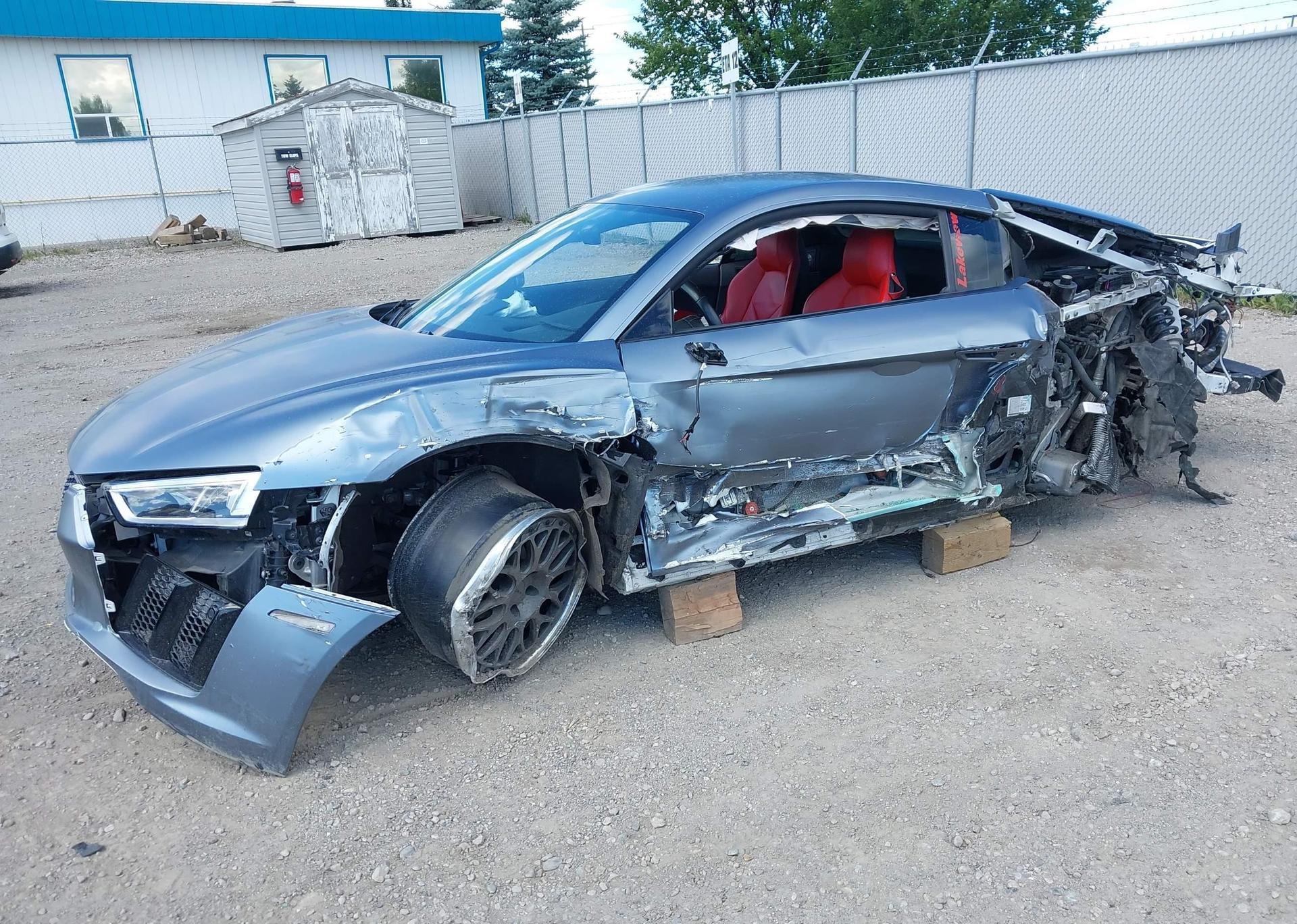 2017 AUDI R8 5.2 QUATTRO