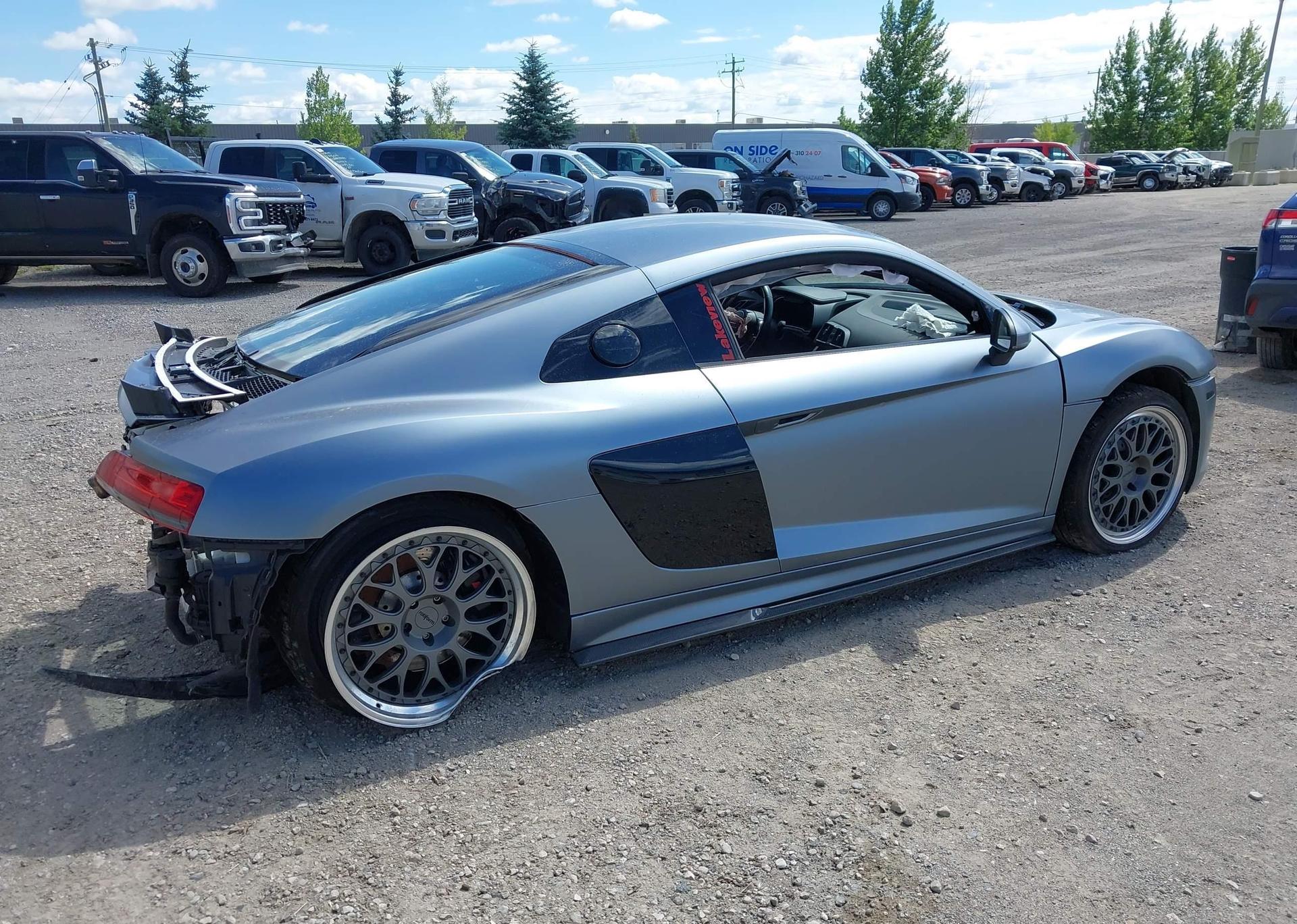 2017 AUDI R8 5.2 QUATTRO