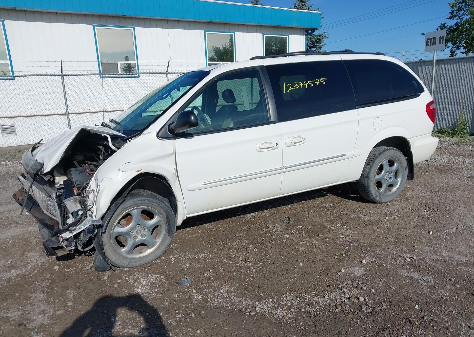 2002 DODGE GRAND CARAVAN ES