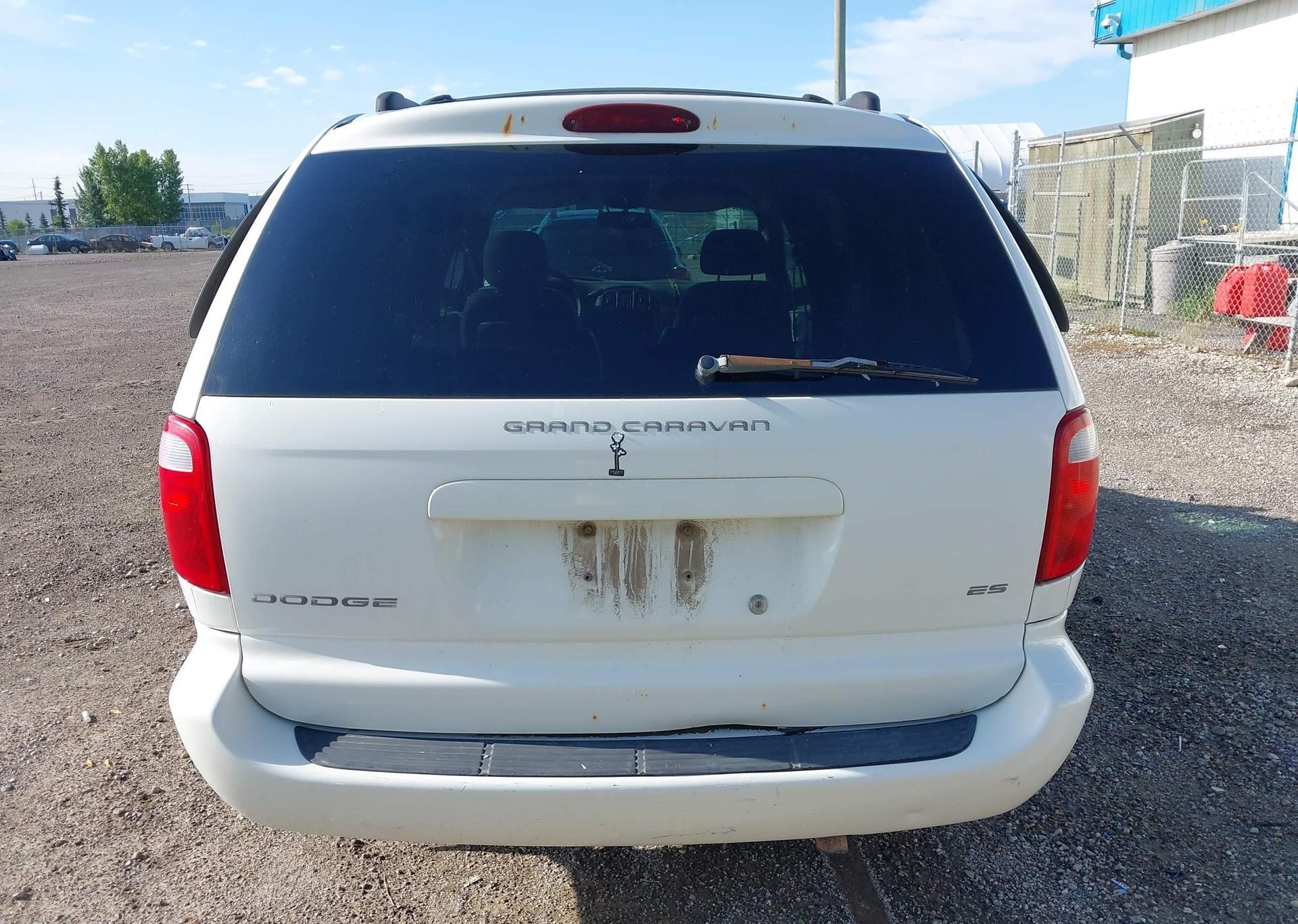 2002 DODGE GRAND CARAVAN ES