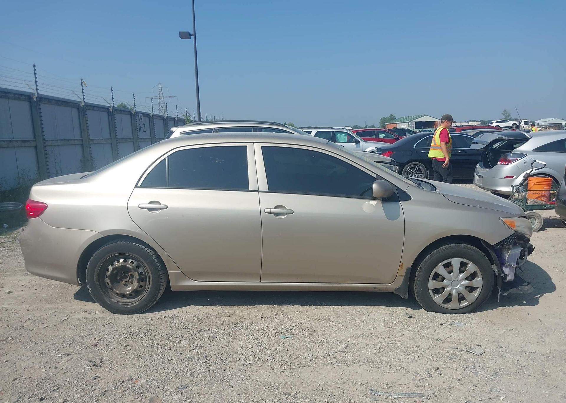 2010 TOYOTA COROLLA CE