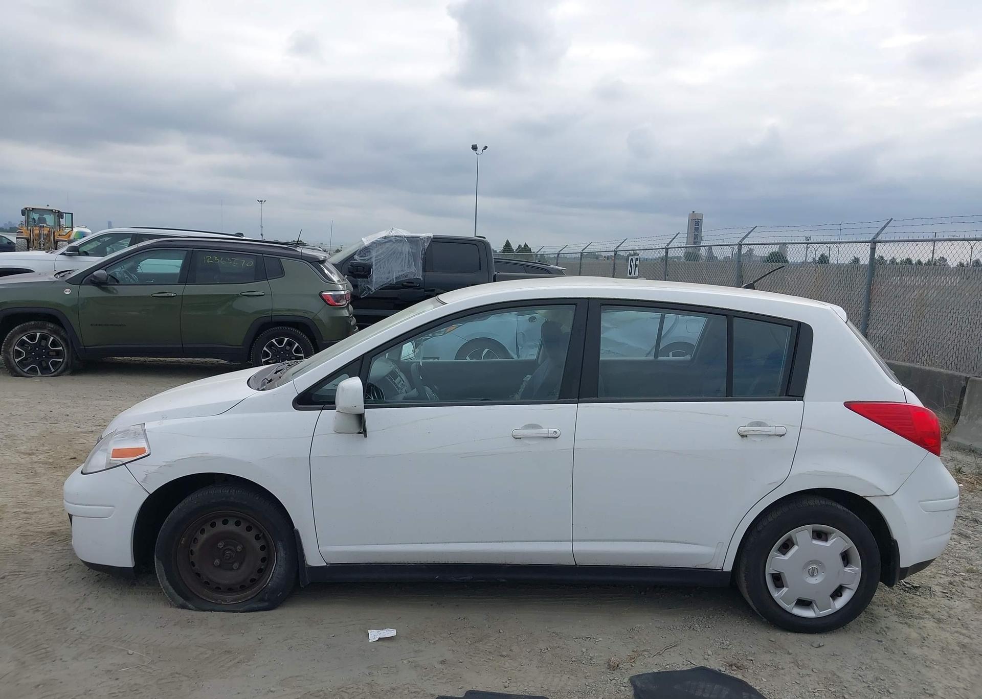 2008 NISSAN VERSA S