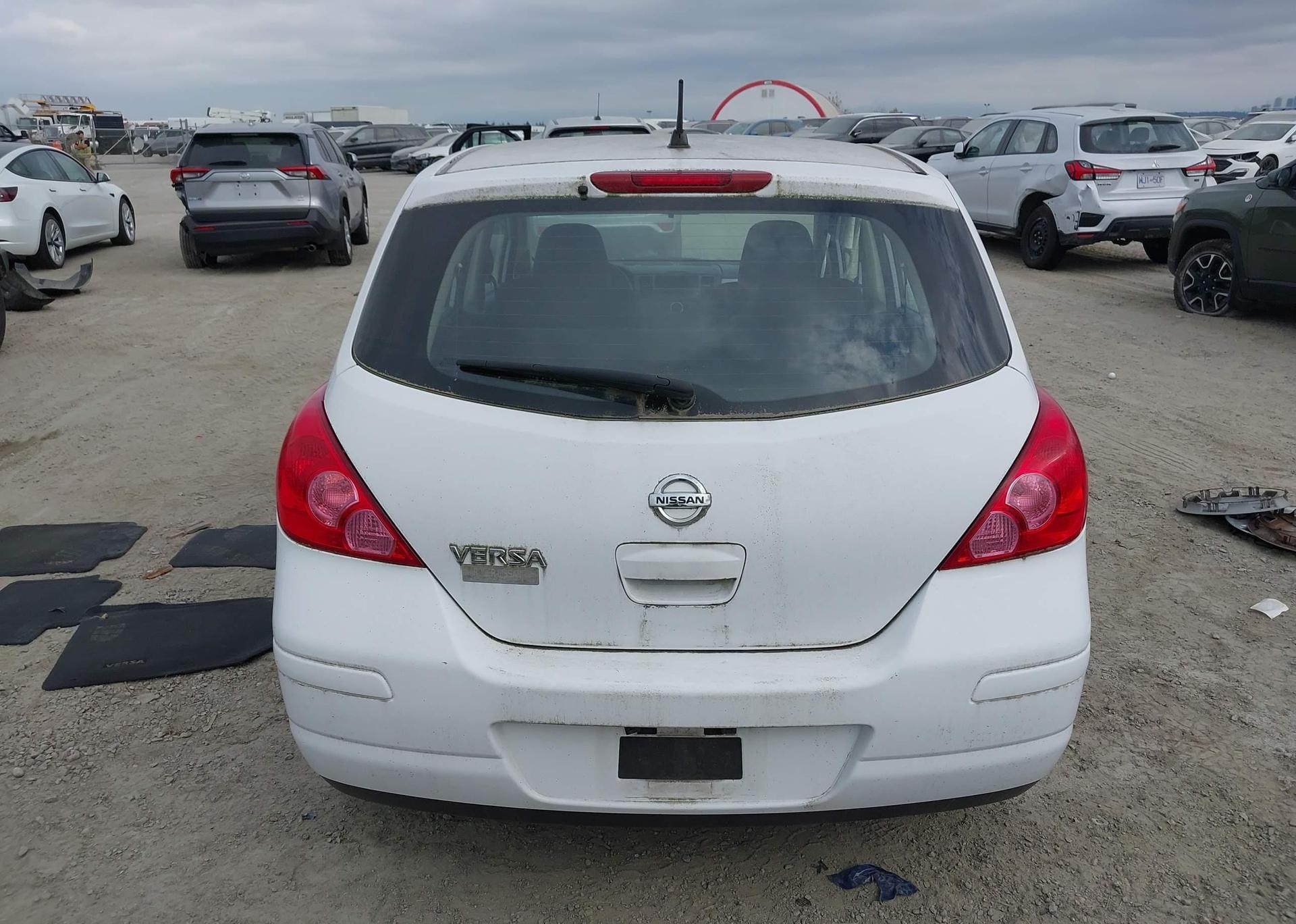 2008 NISSAN VERSA S