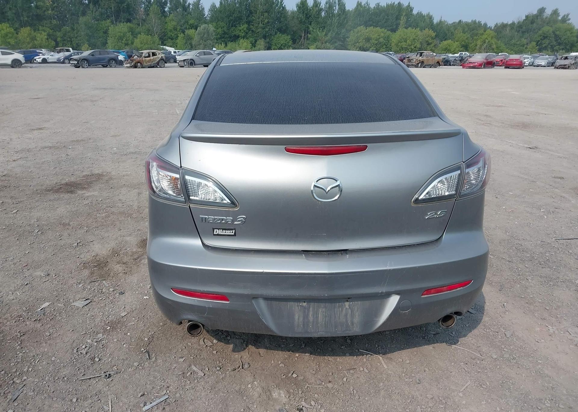 2010 MAZDA 3 S