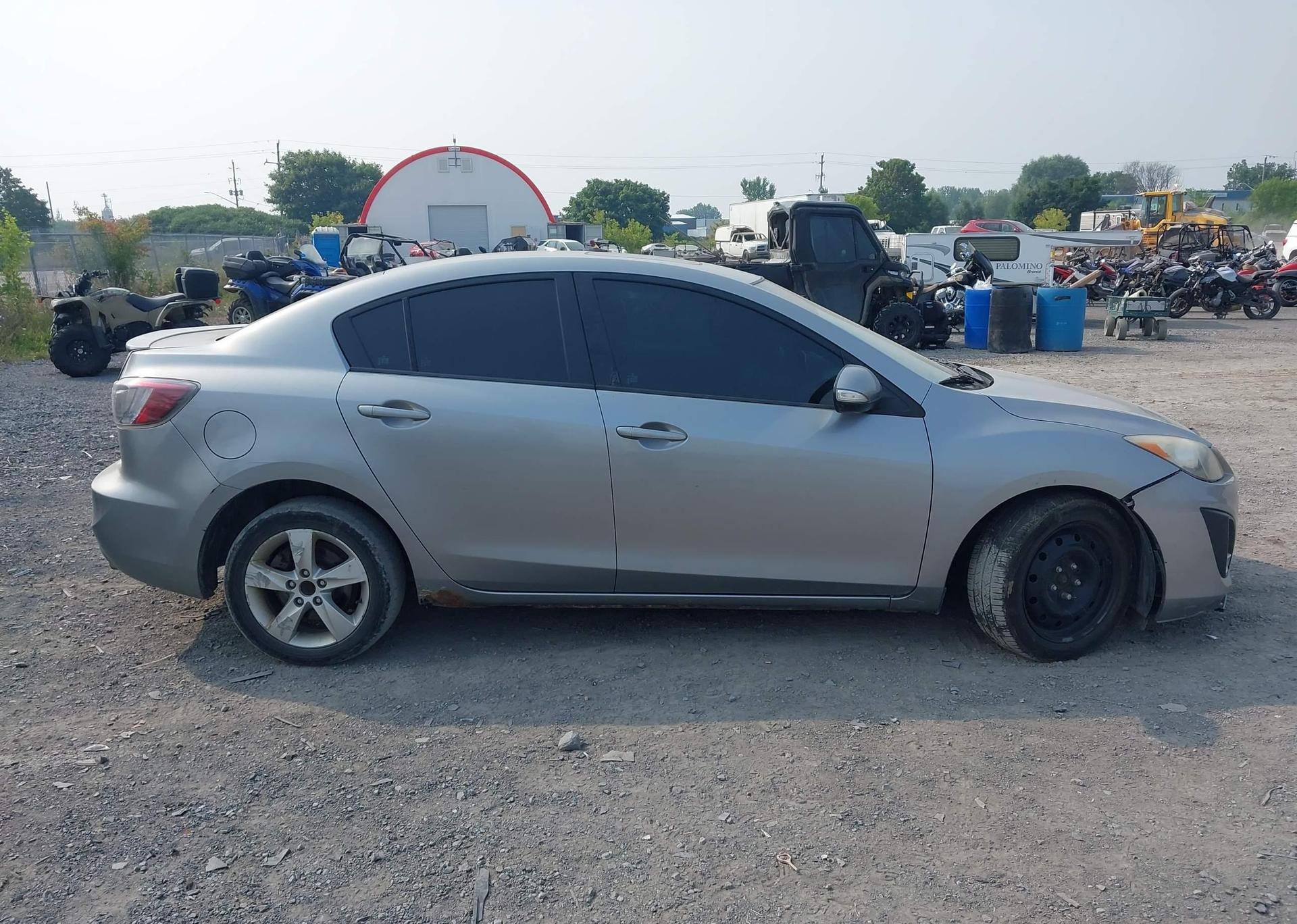 2010 MAZDA 3 S