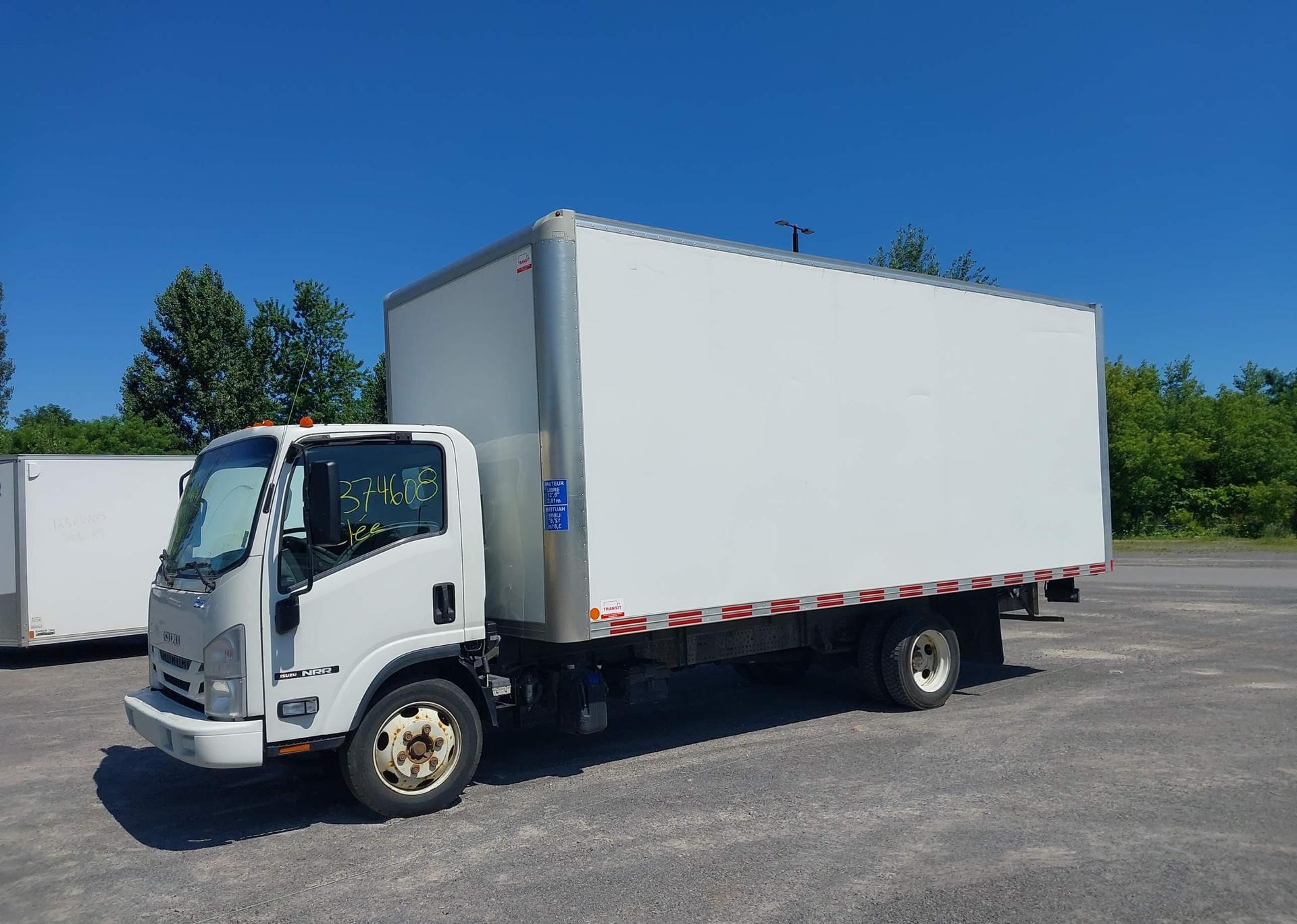2020 ISUZU NRR