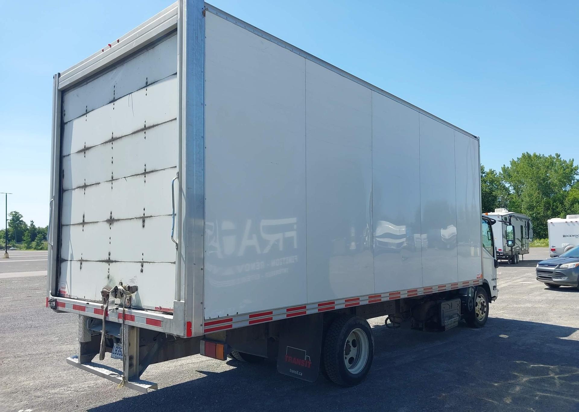 2020 ISUZU NRR