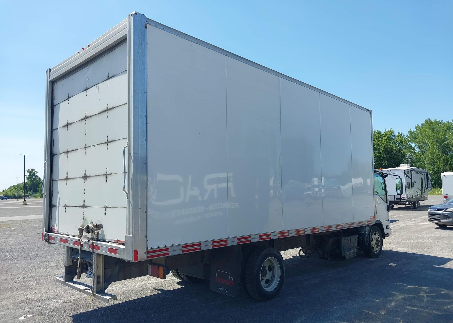 2020 ISUZU NRR