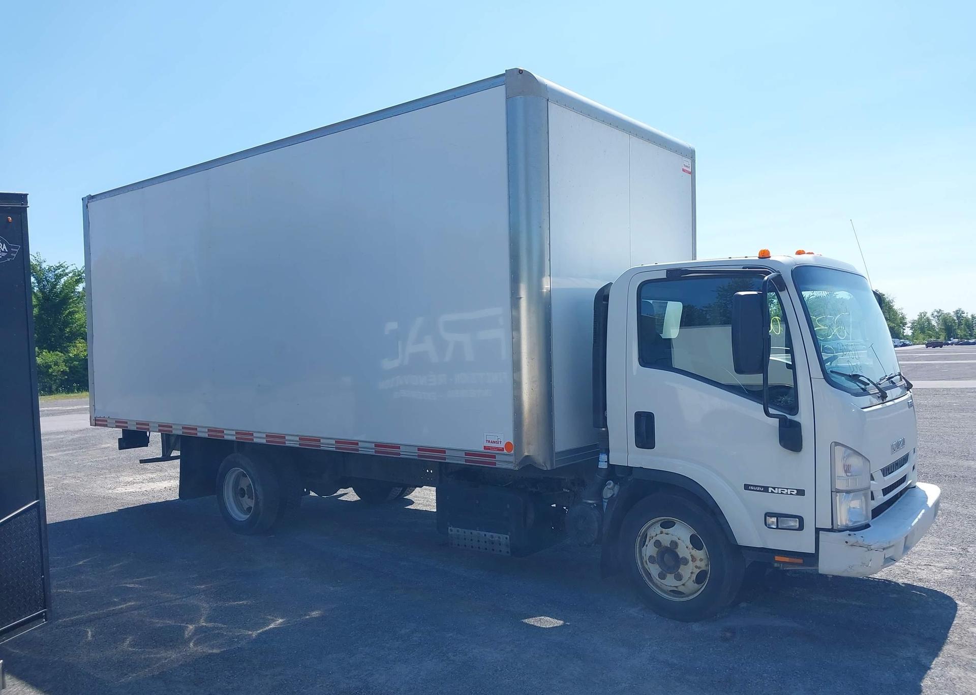 2020 ISUZU NRR