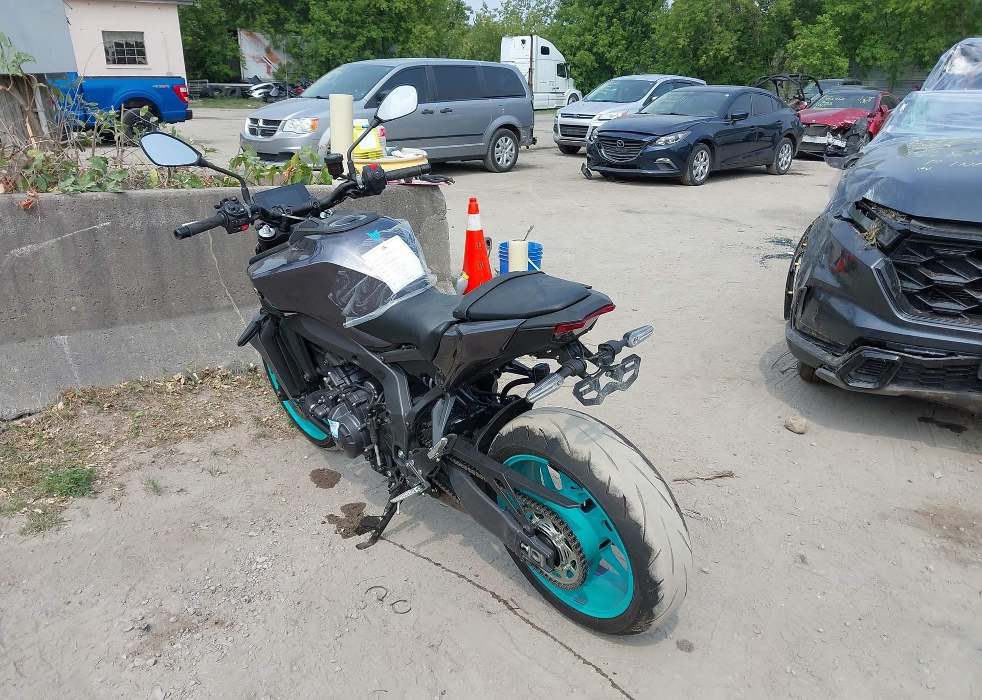 2024 YAMAHA MT09