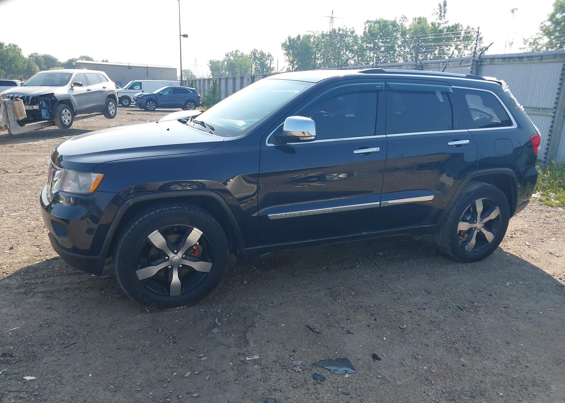 2011 JEEP GRAND CHEROKEE OVERLAND