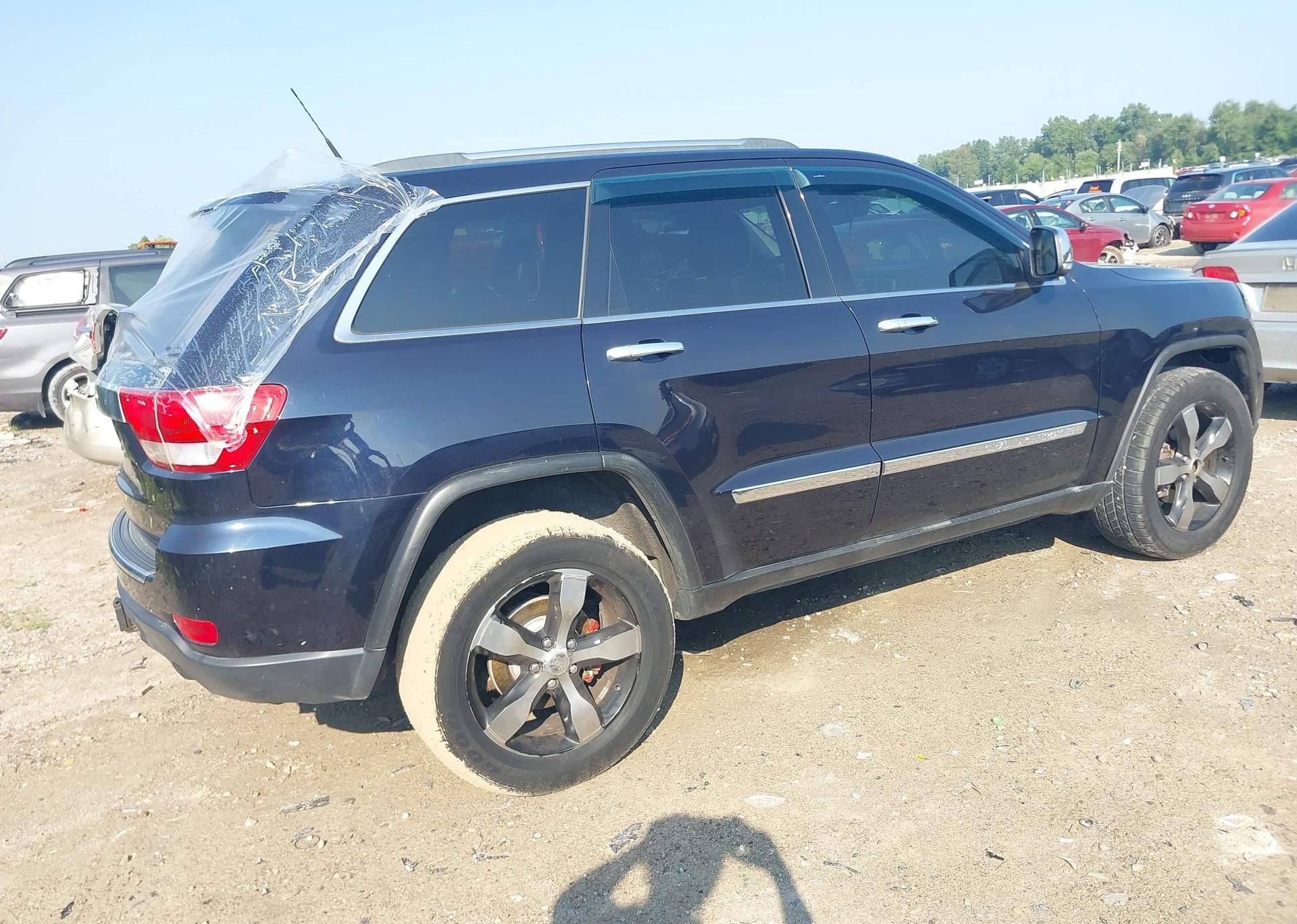 2011 JEEP GRAND CHEROKEE OVERLAND