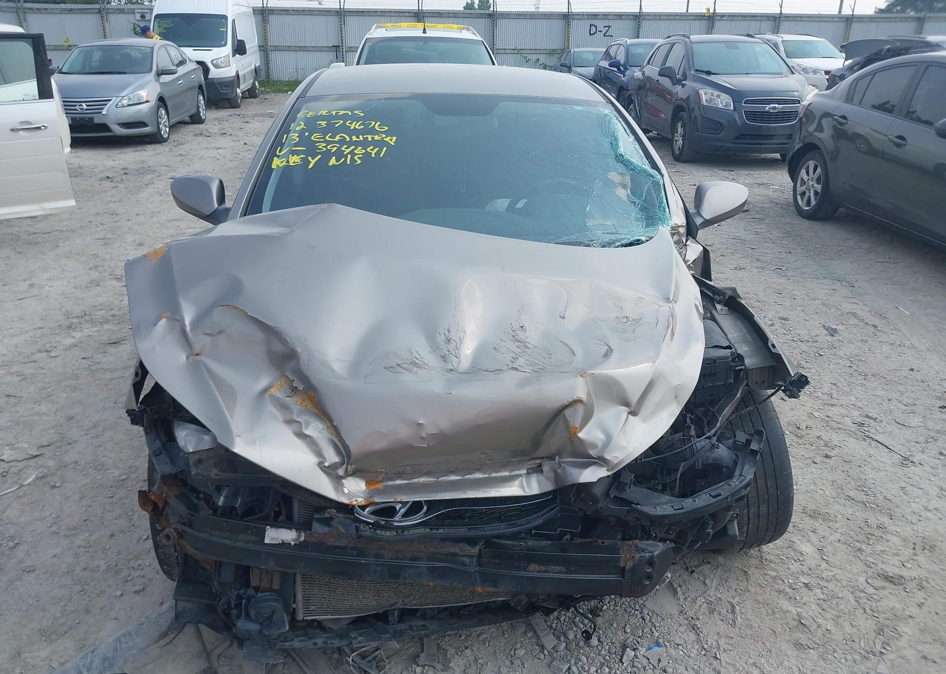2013 HYUNDAI ELANTRA GLS