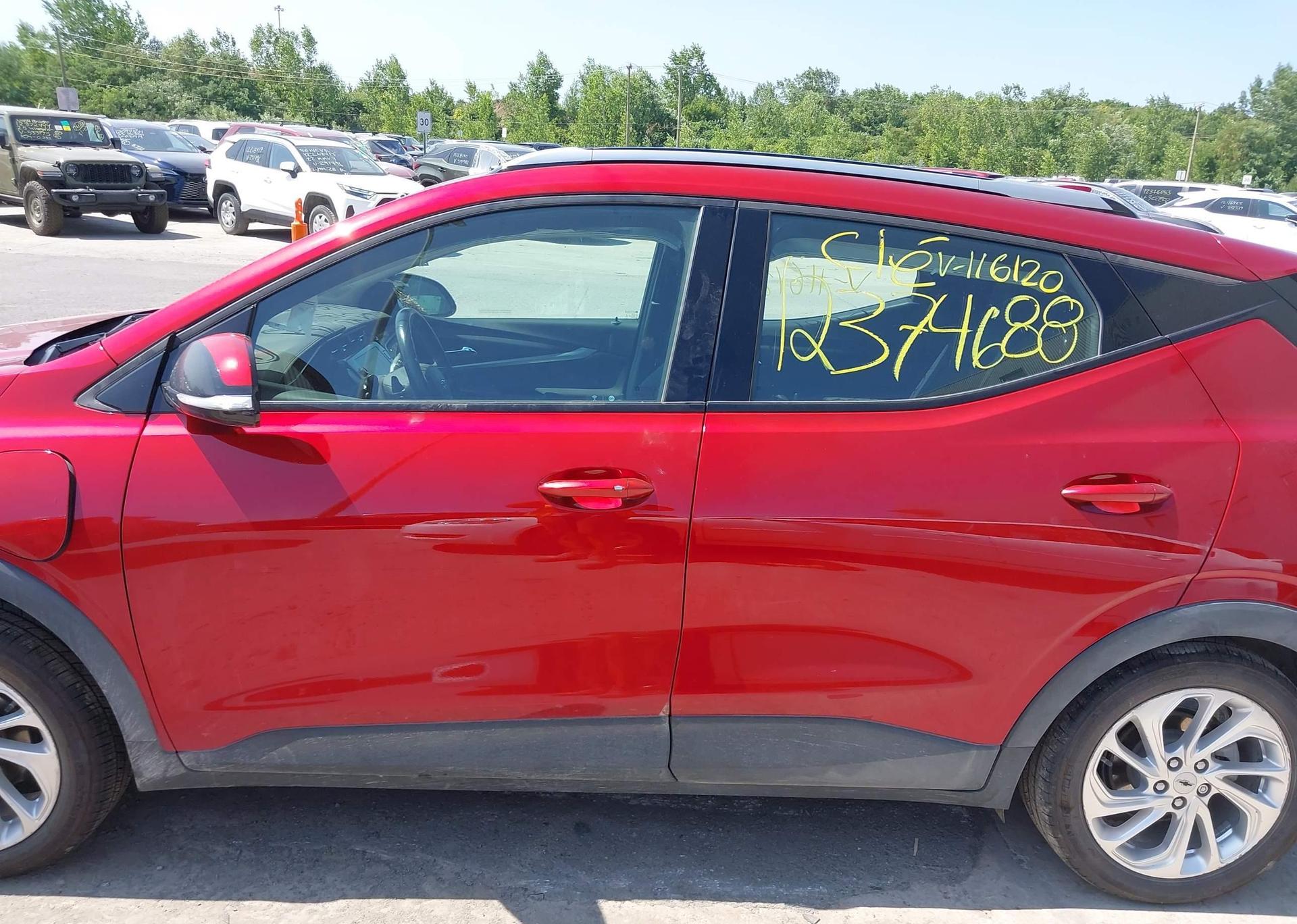 2023 CHEVROLET BOLT EUV LT