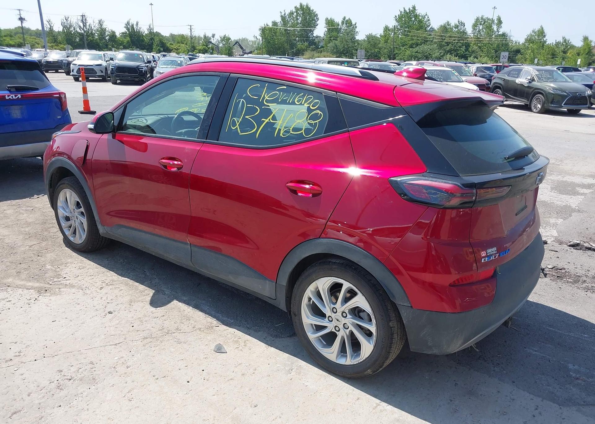 2023 CHEVROLET BOLT EUV LT
