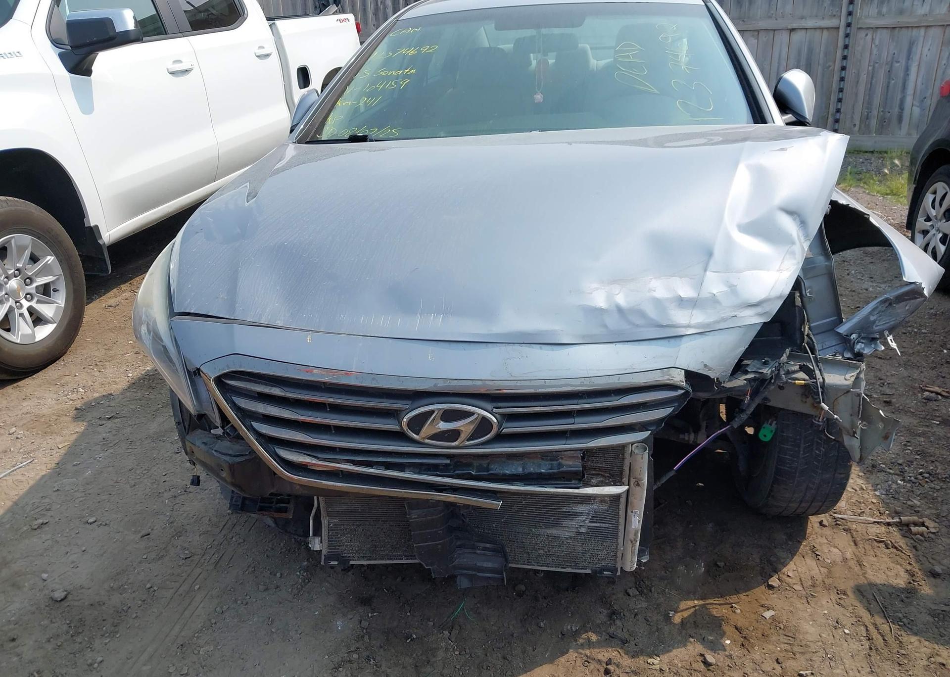 2015 HYUNDAI SONATA SE