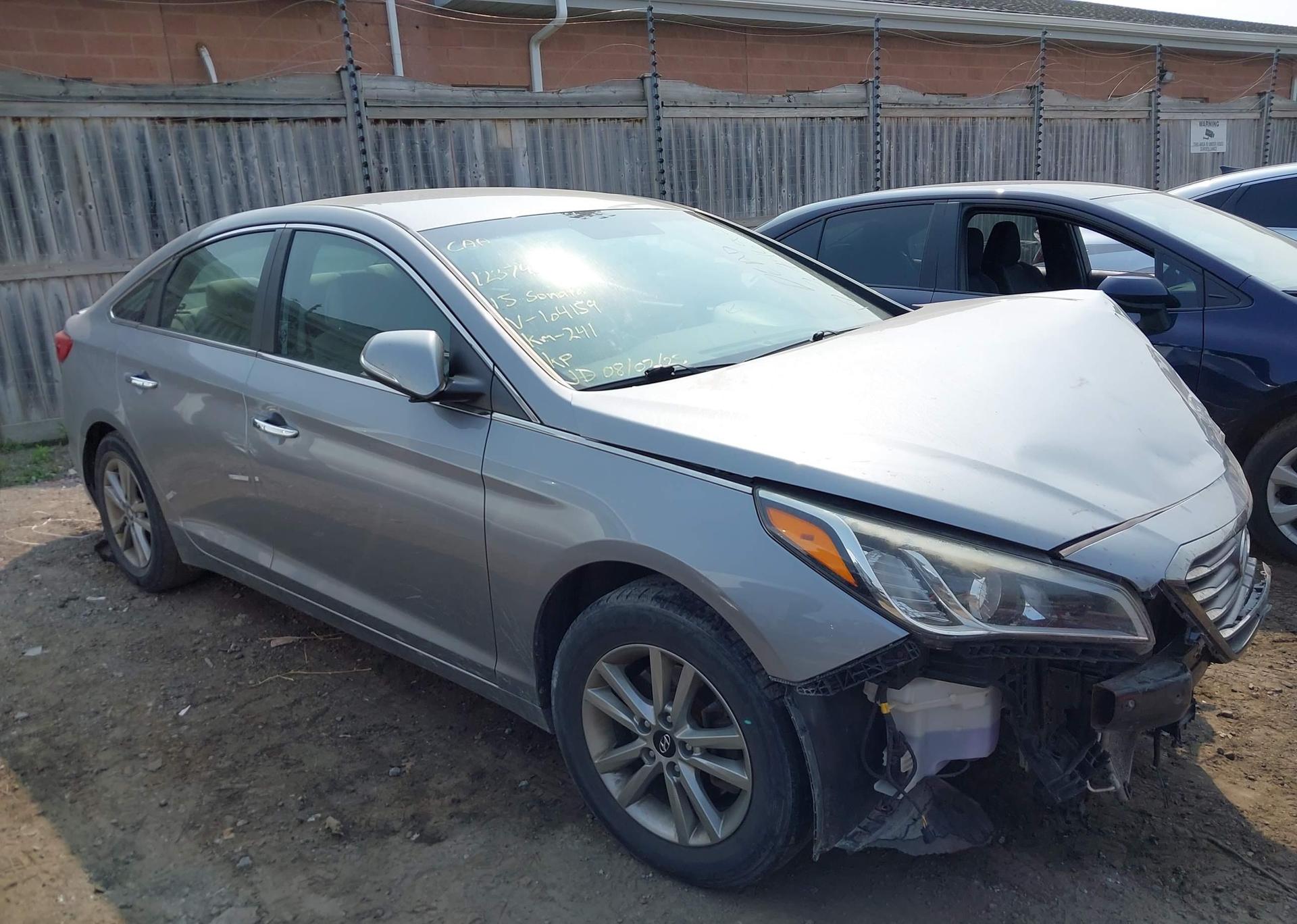 2015 HYUNDAI SONATA SE
