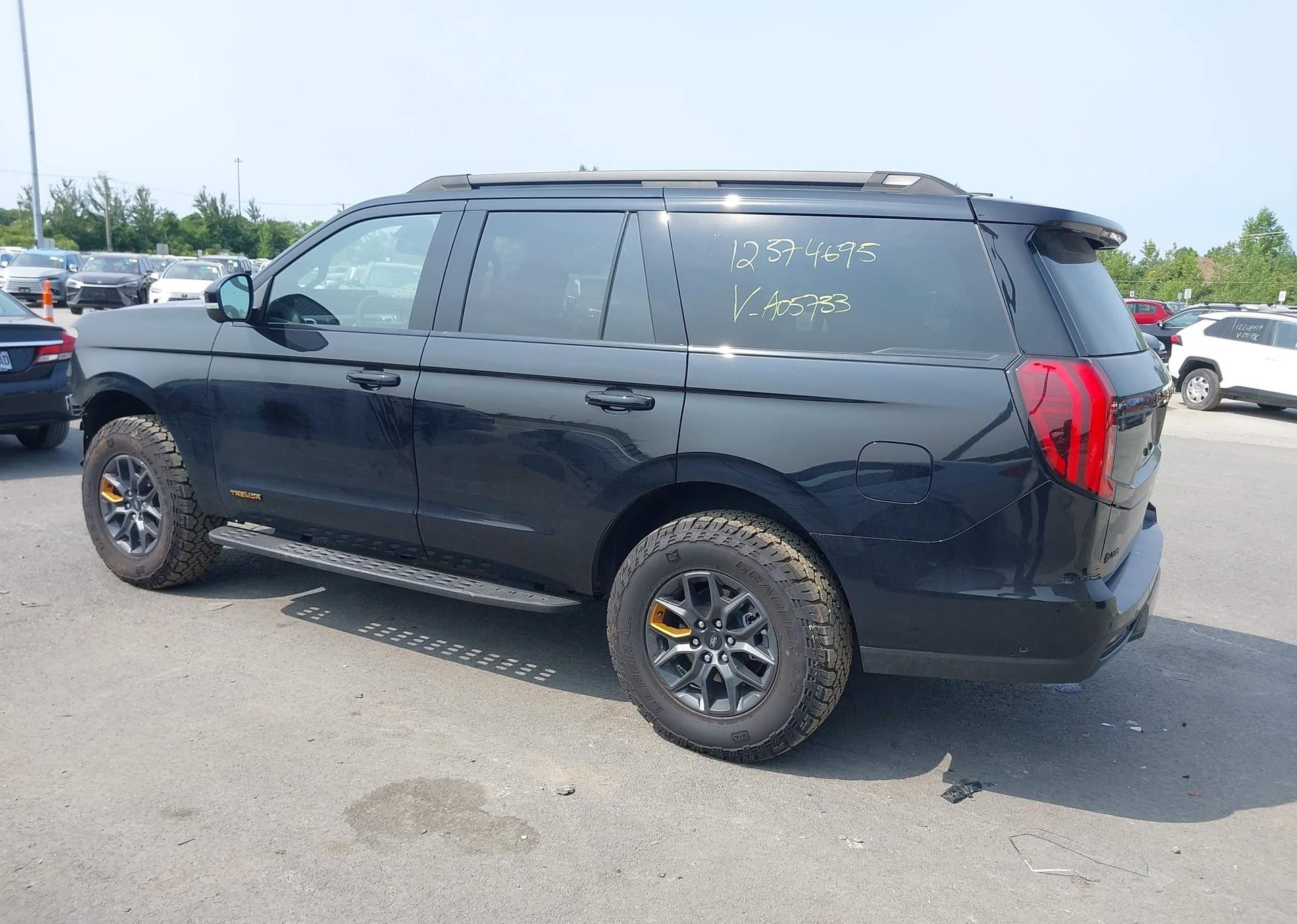 2025 FORD EXPEDITION TREMOR