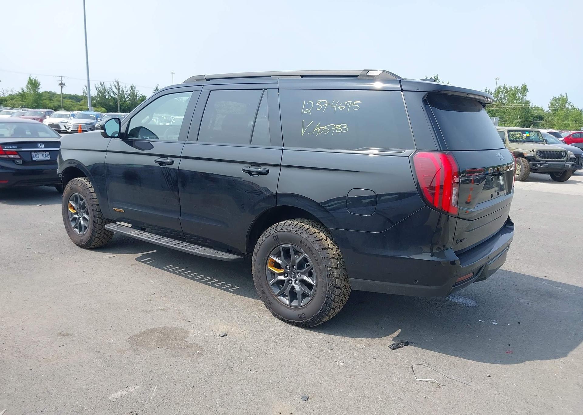 2025 FORD EXPEDITION TREMOR