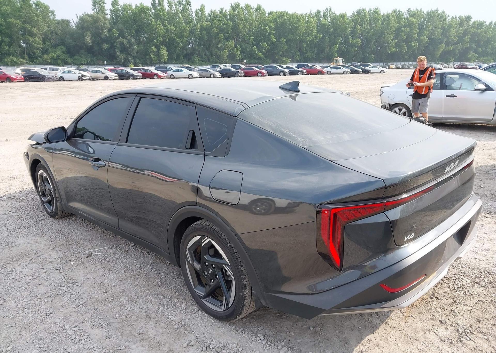 2025 KIA K4 EX