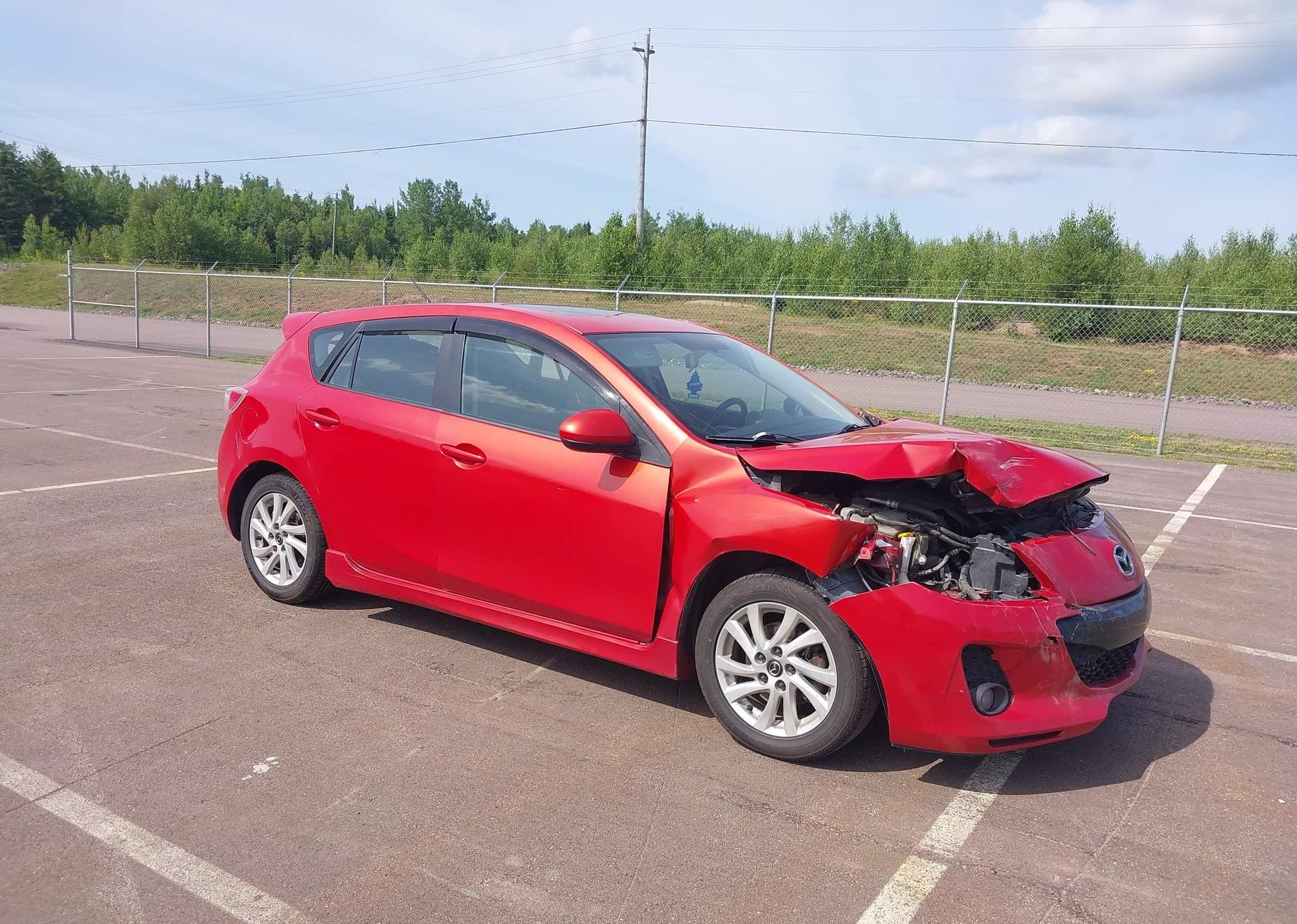 2012 MAZDA MAZDA3 GS-SKY