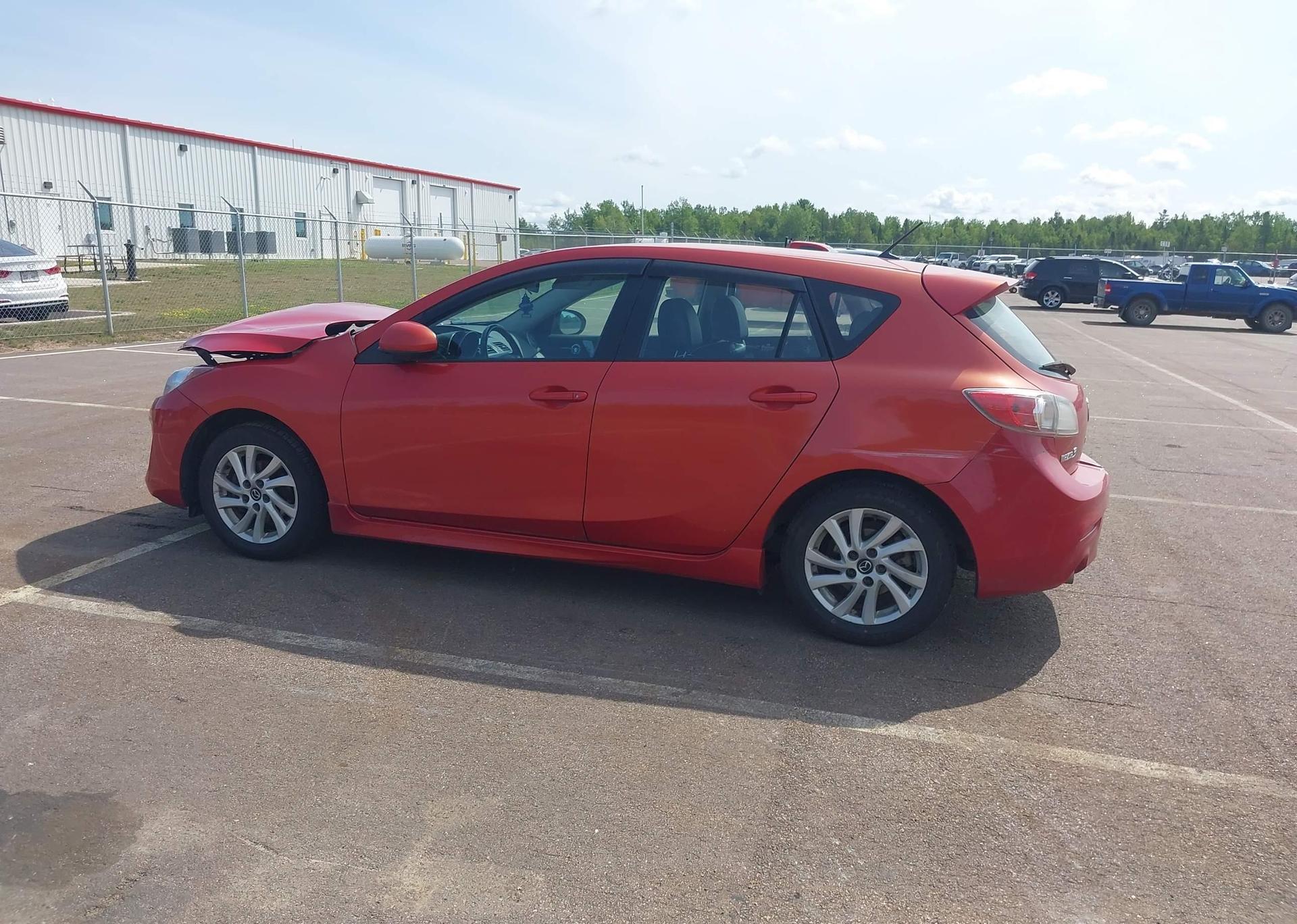 2012 MAZDA MAZDA3 GS-SKY