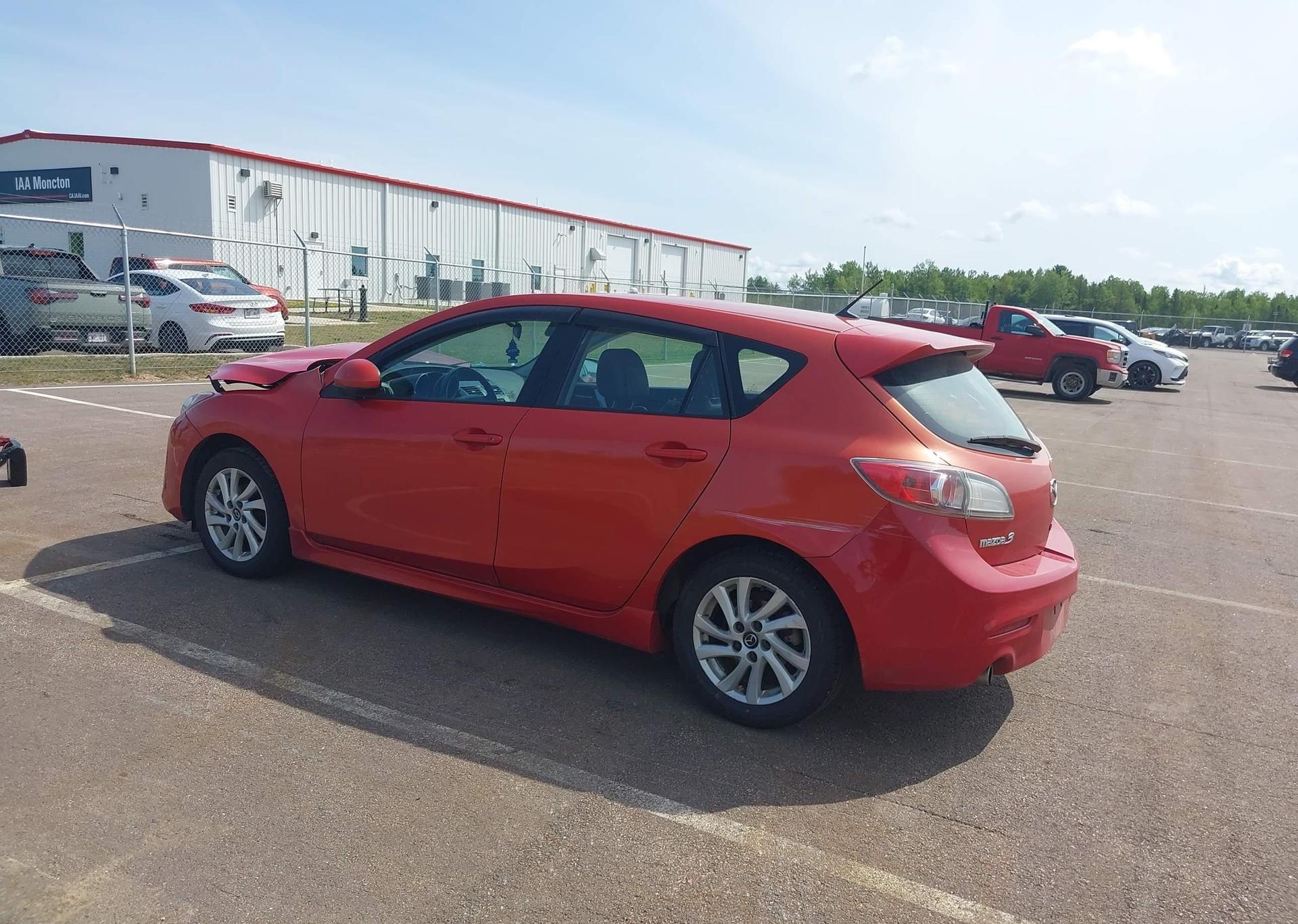 2012 MAZDA MAZDA3 GS-SKY