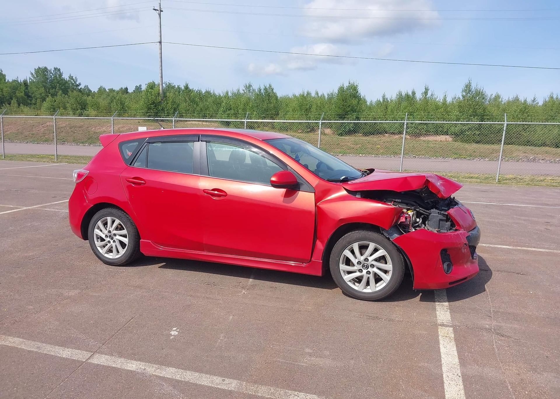 2012 MAZDA MAZDA3 GS-SKY