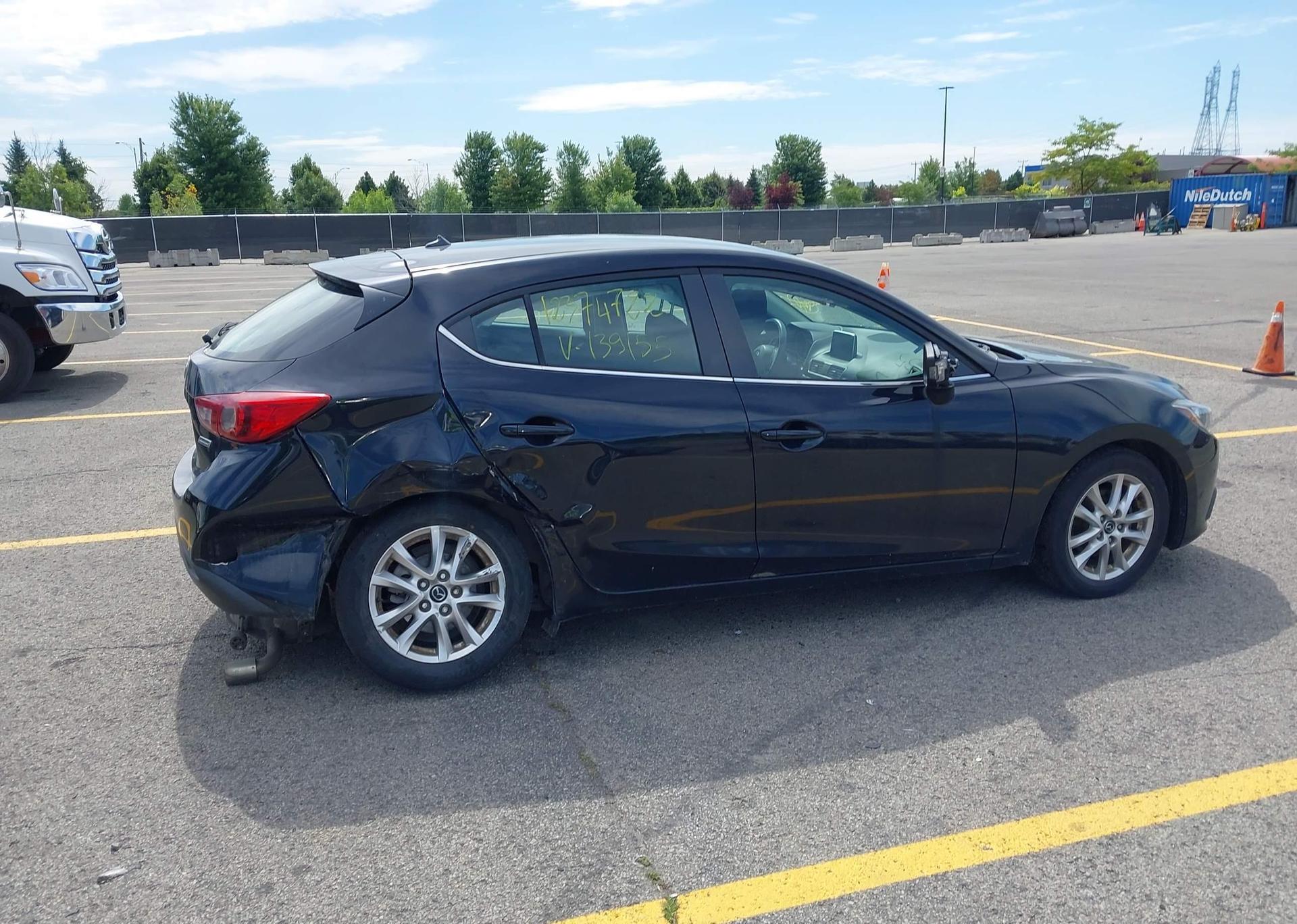 2015 MAZDA 3 TOURING