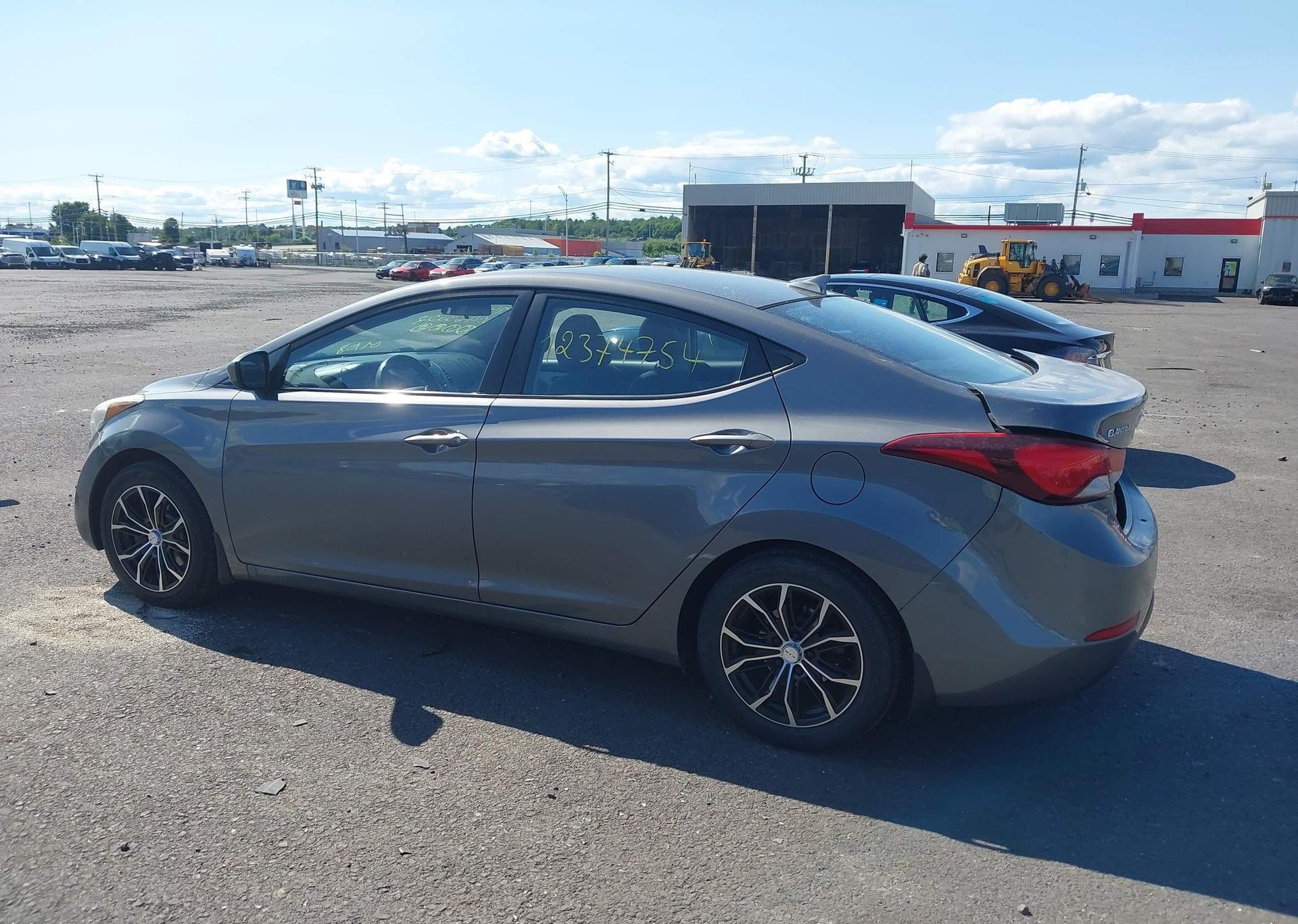 2014 HYUNDAI ELANTRA GLS