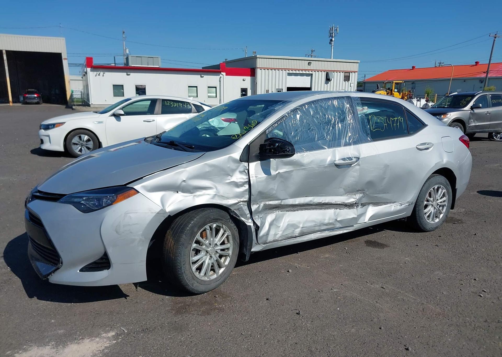 2017 TOYOTA COROLLA CE