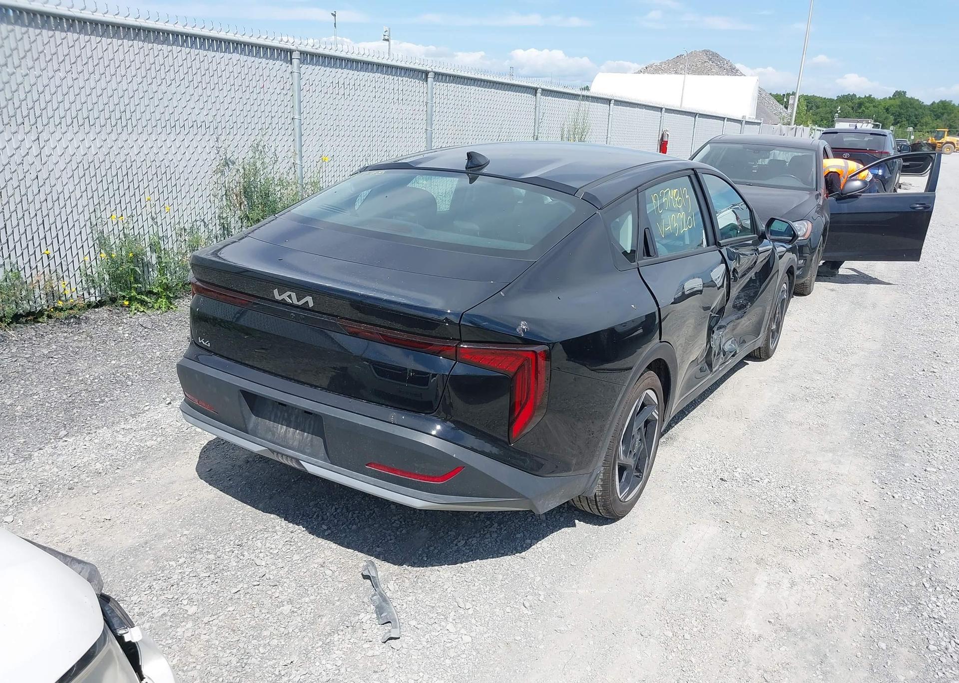 2025 KIA K4 EX