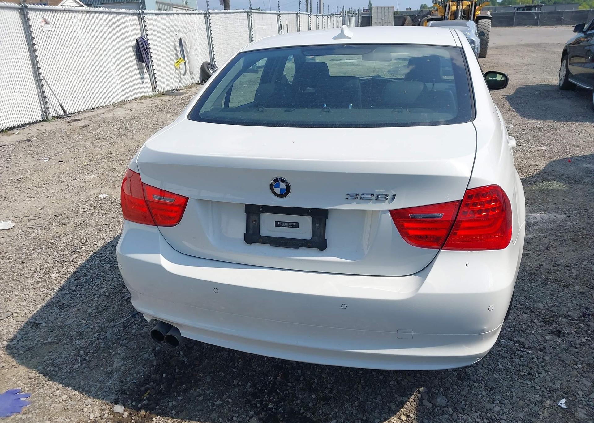 2011 BMW 328 XI