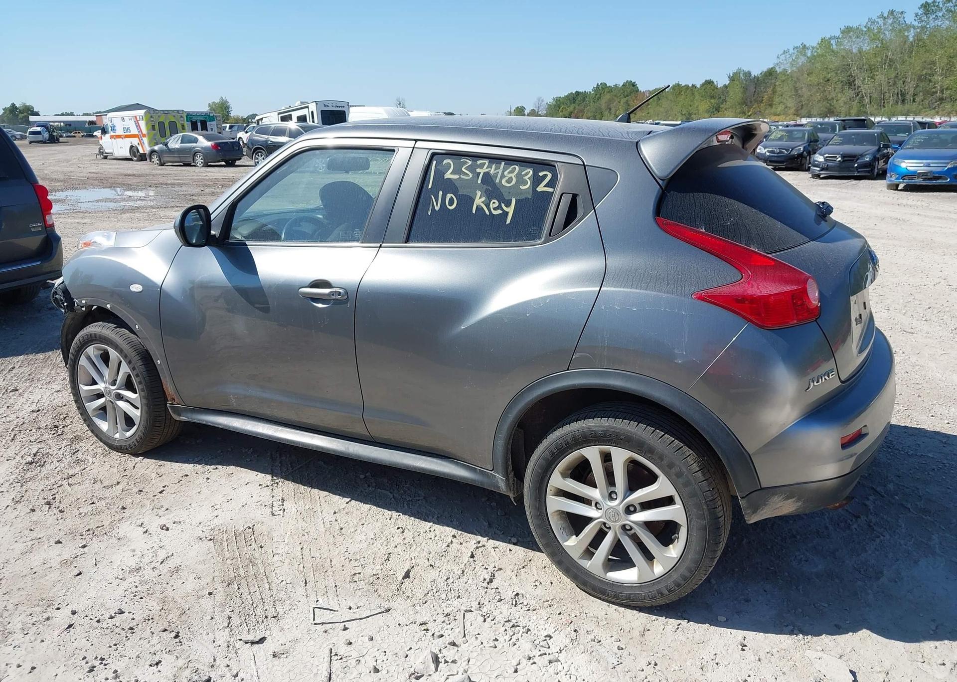 2011 NISSAN juke