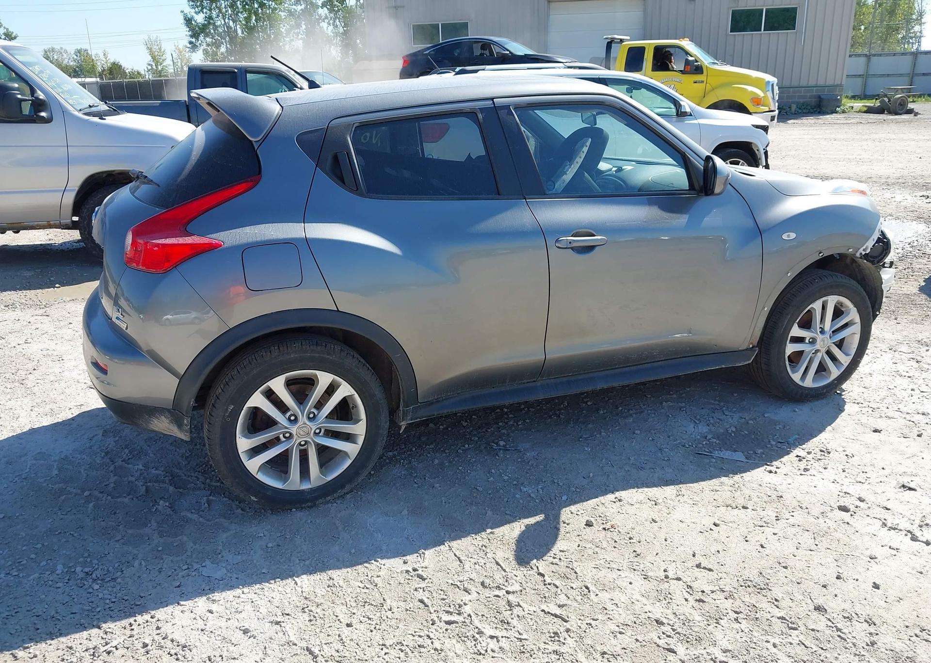 2011 NISSAN juke
