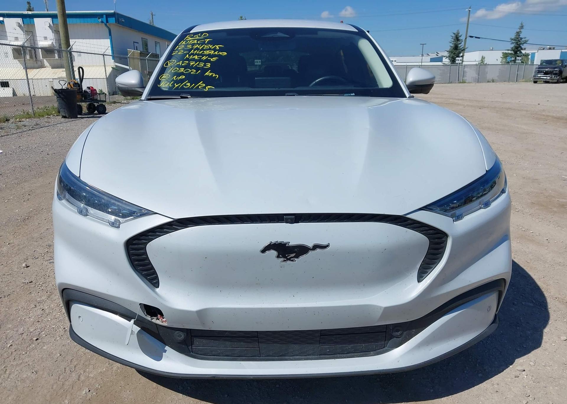 2022 FORD MUSTANG MACH-E SELECT