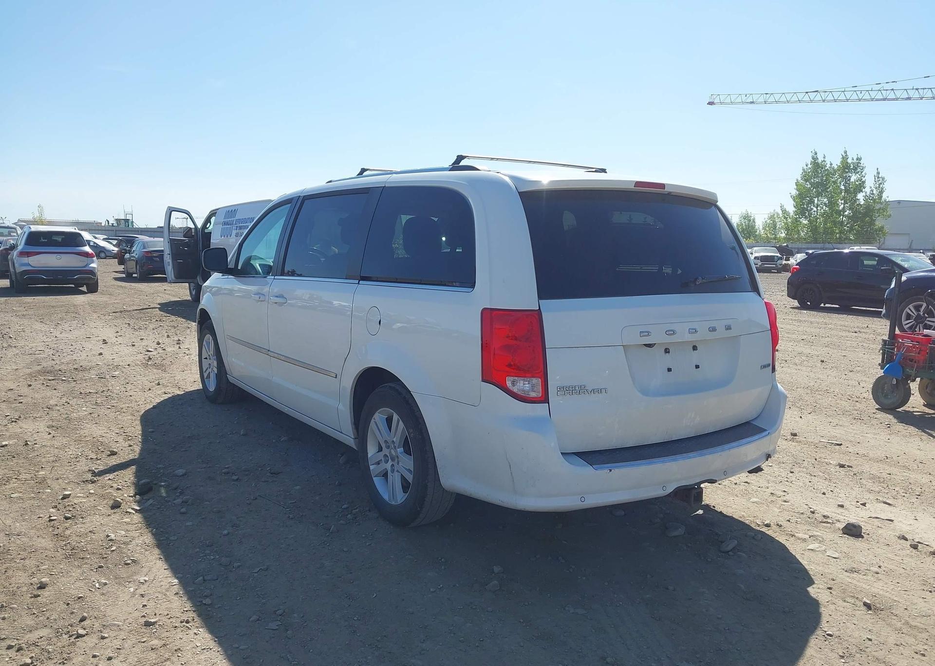 2016 DODGE GRAND CARAVAN CREW