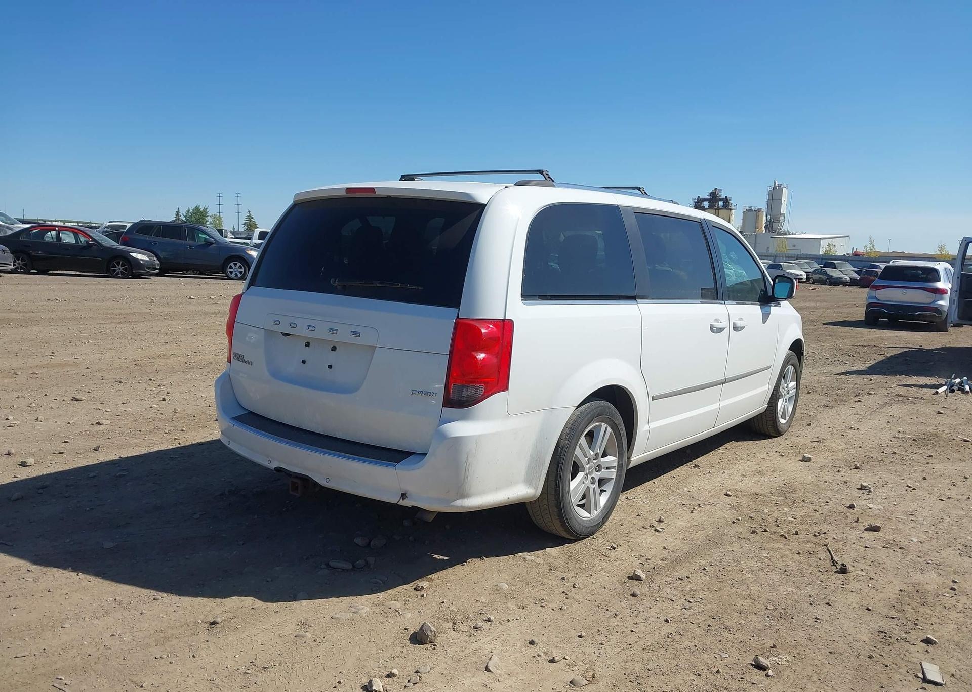 2016 DODGE GRAND CARAVAN CREW