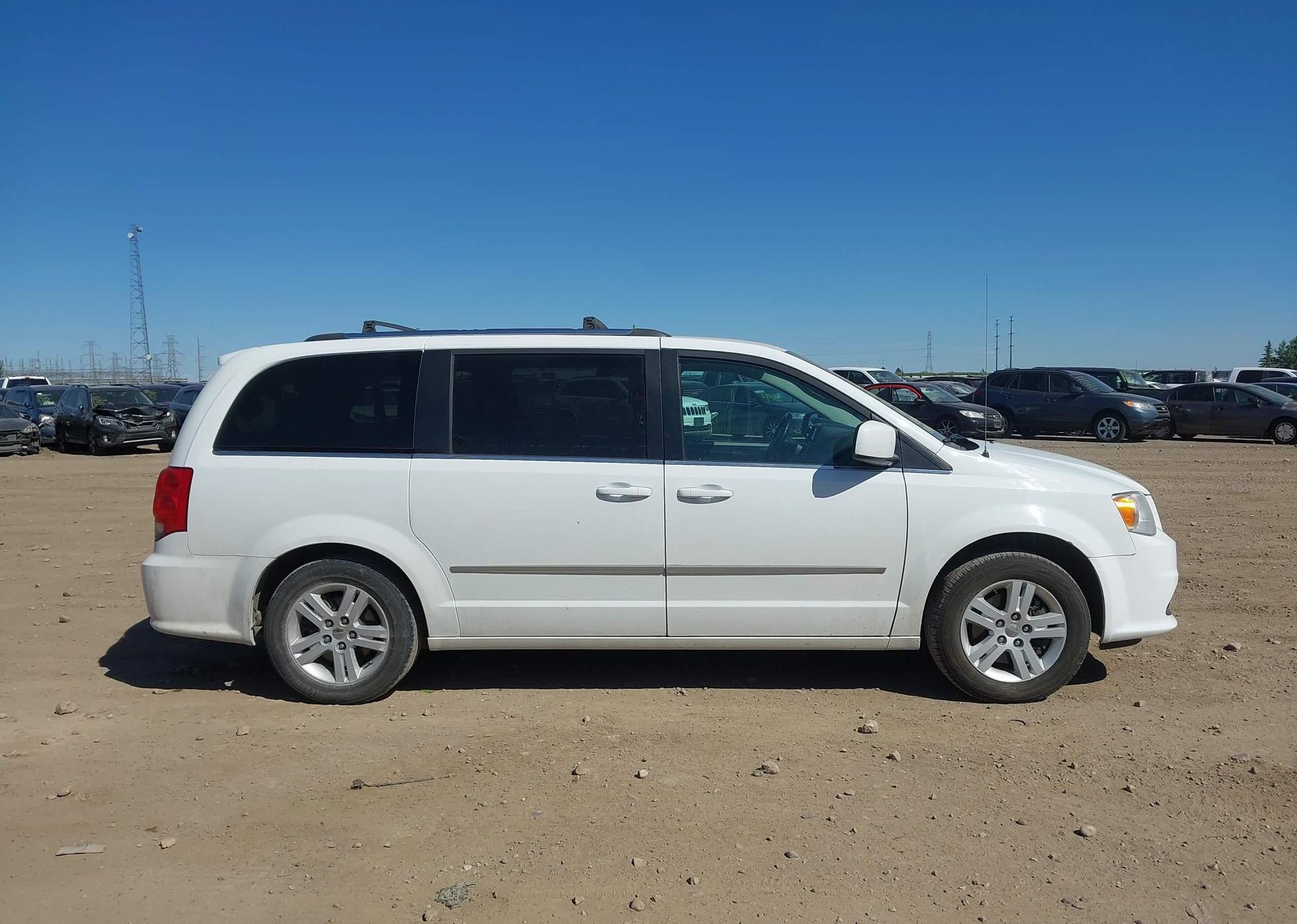 2016 DODGE GRAND CARAVAN CREW