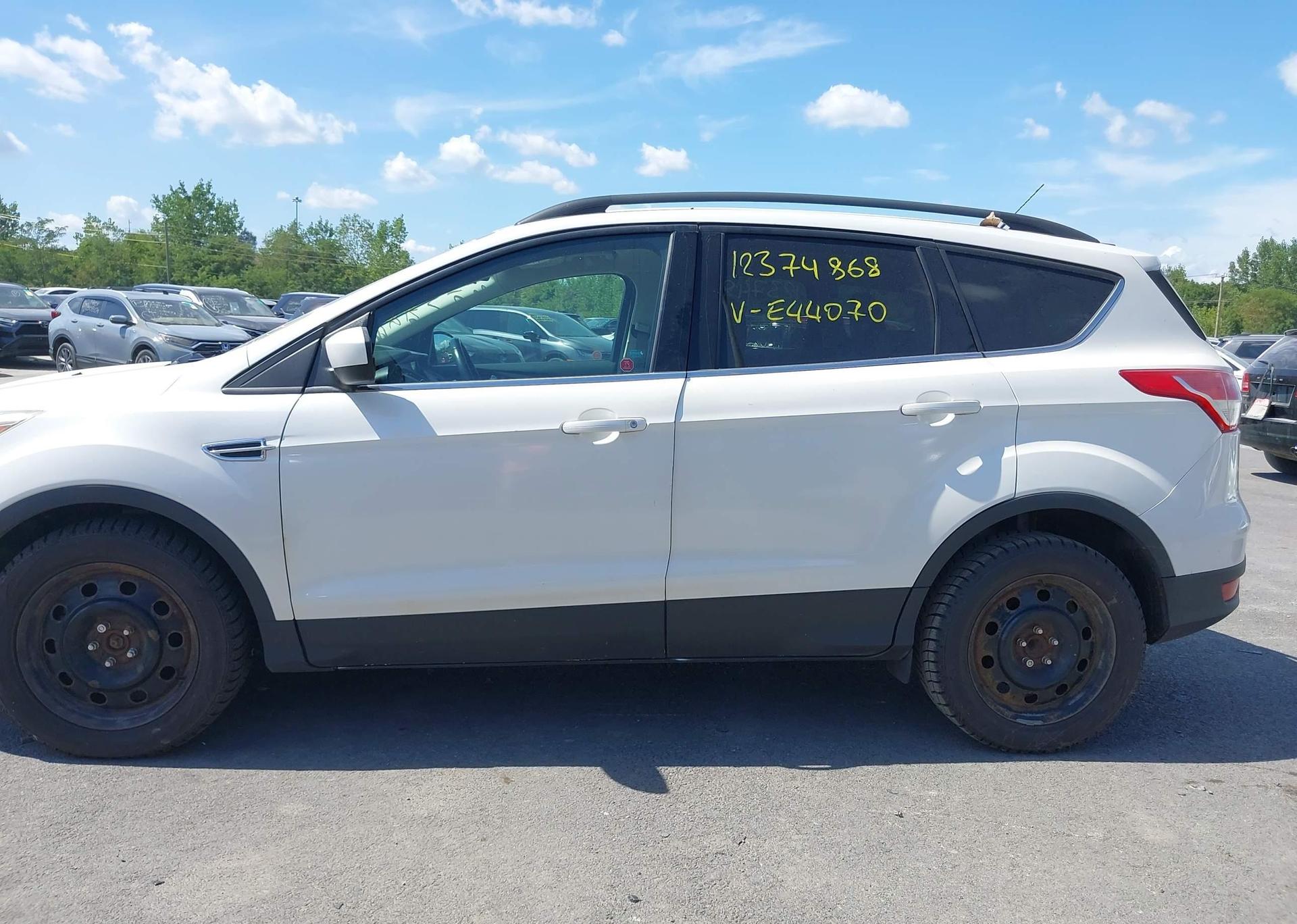 2014 FORD ESCAPE SE