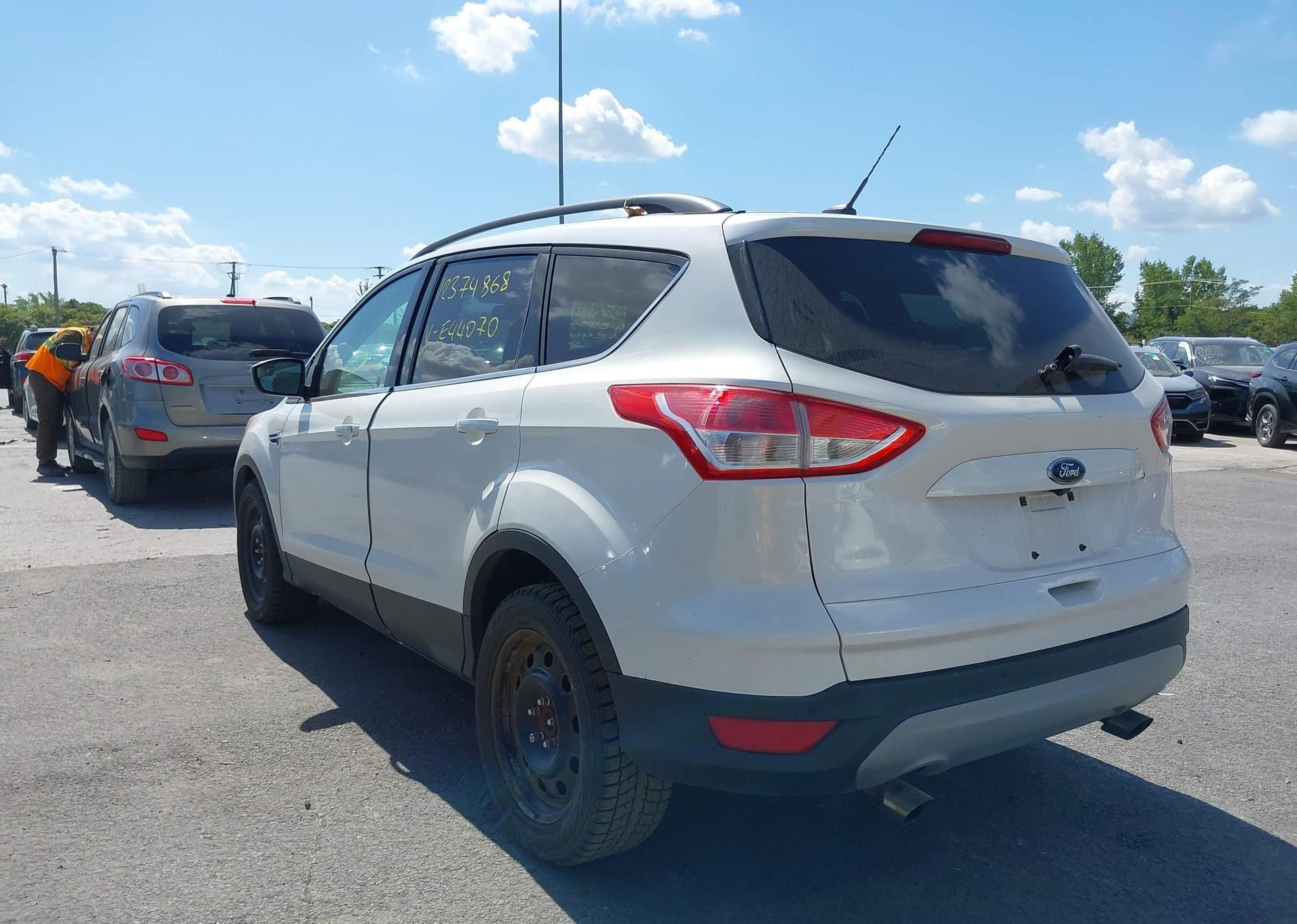 2014 FORD ESCAPE SE
